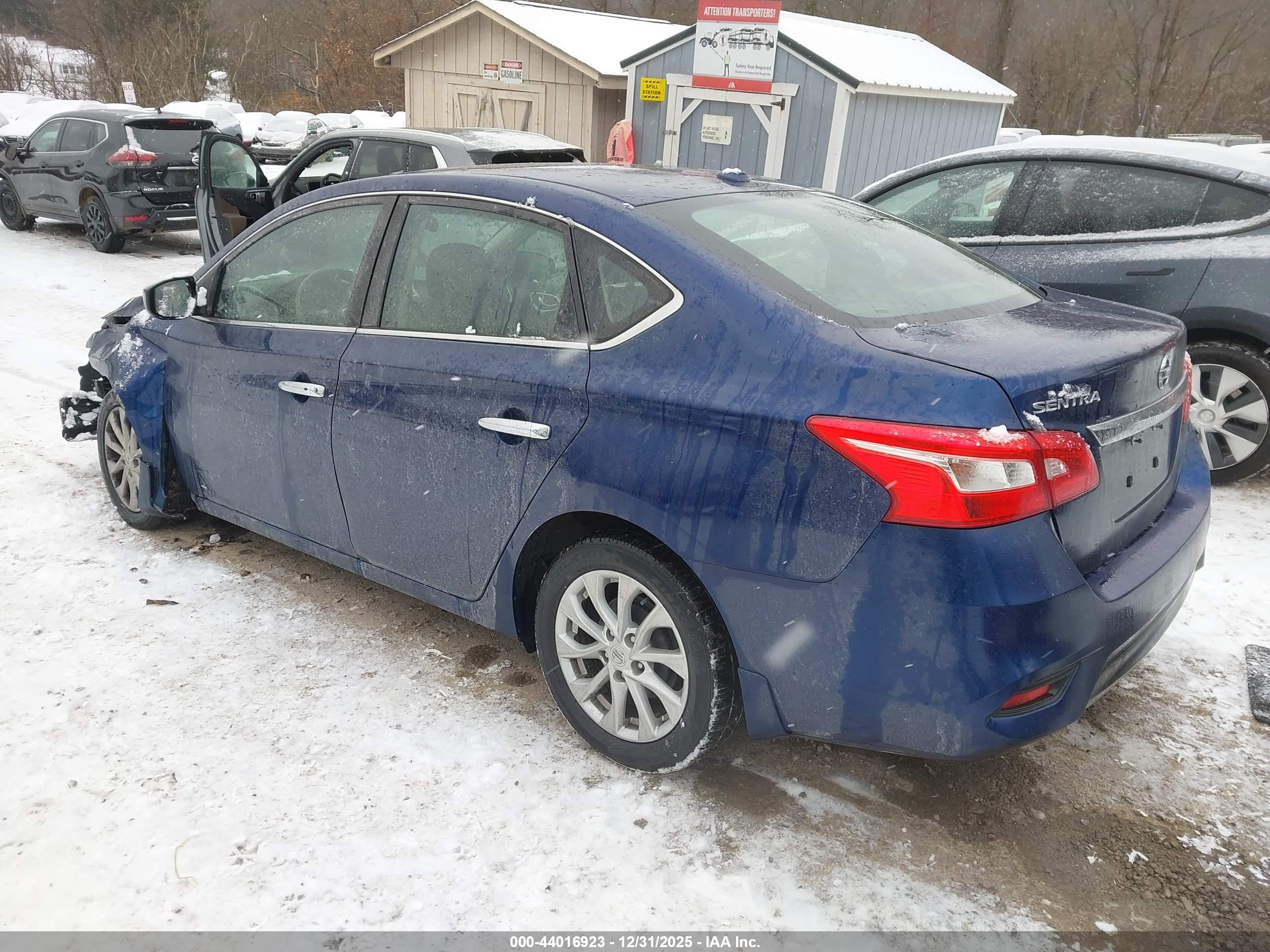 NISSAN SENTRA image 3