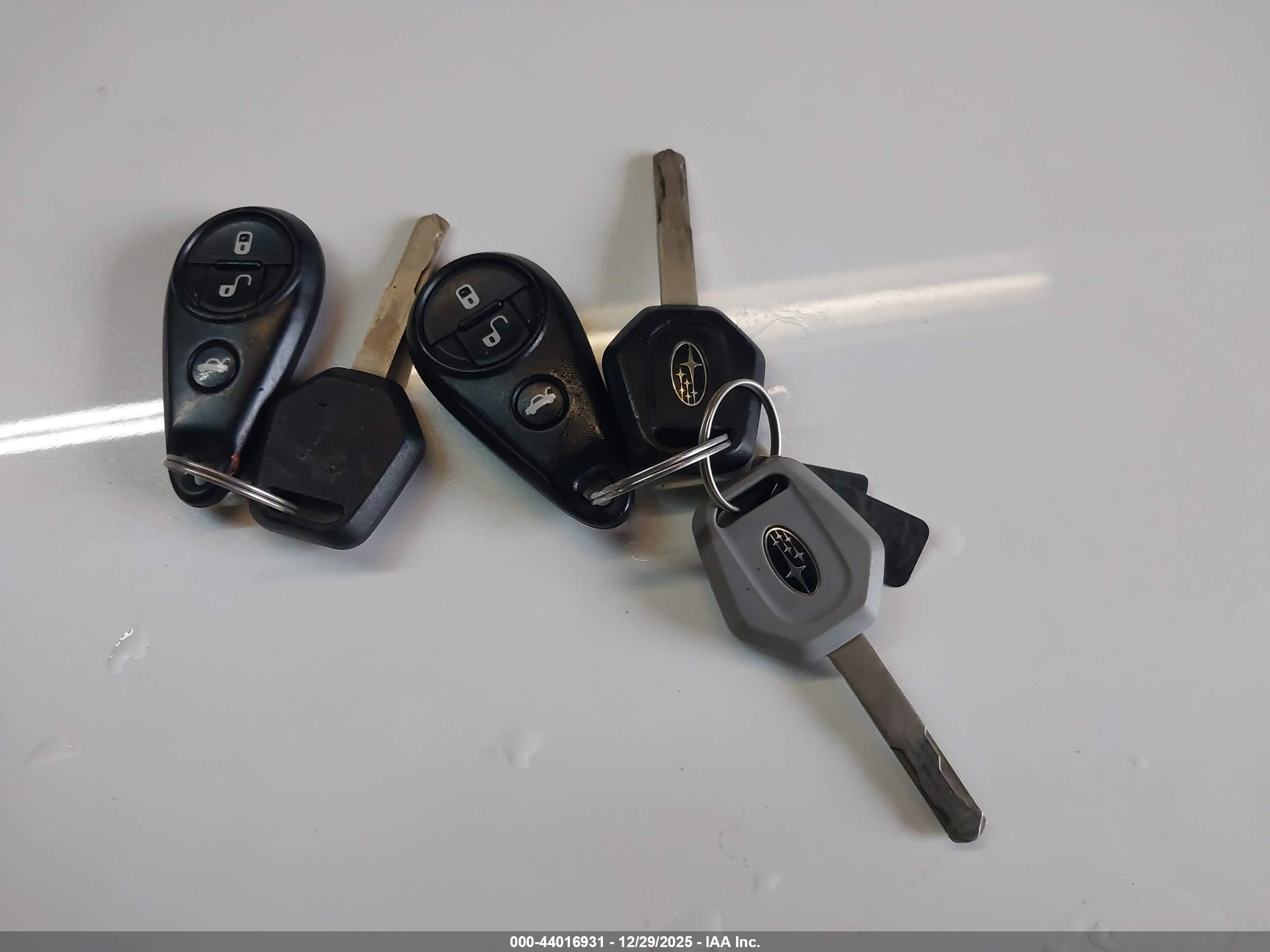 SUBARU FORESTER image 11