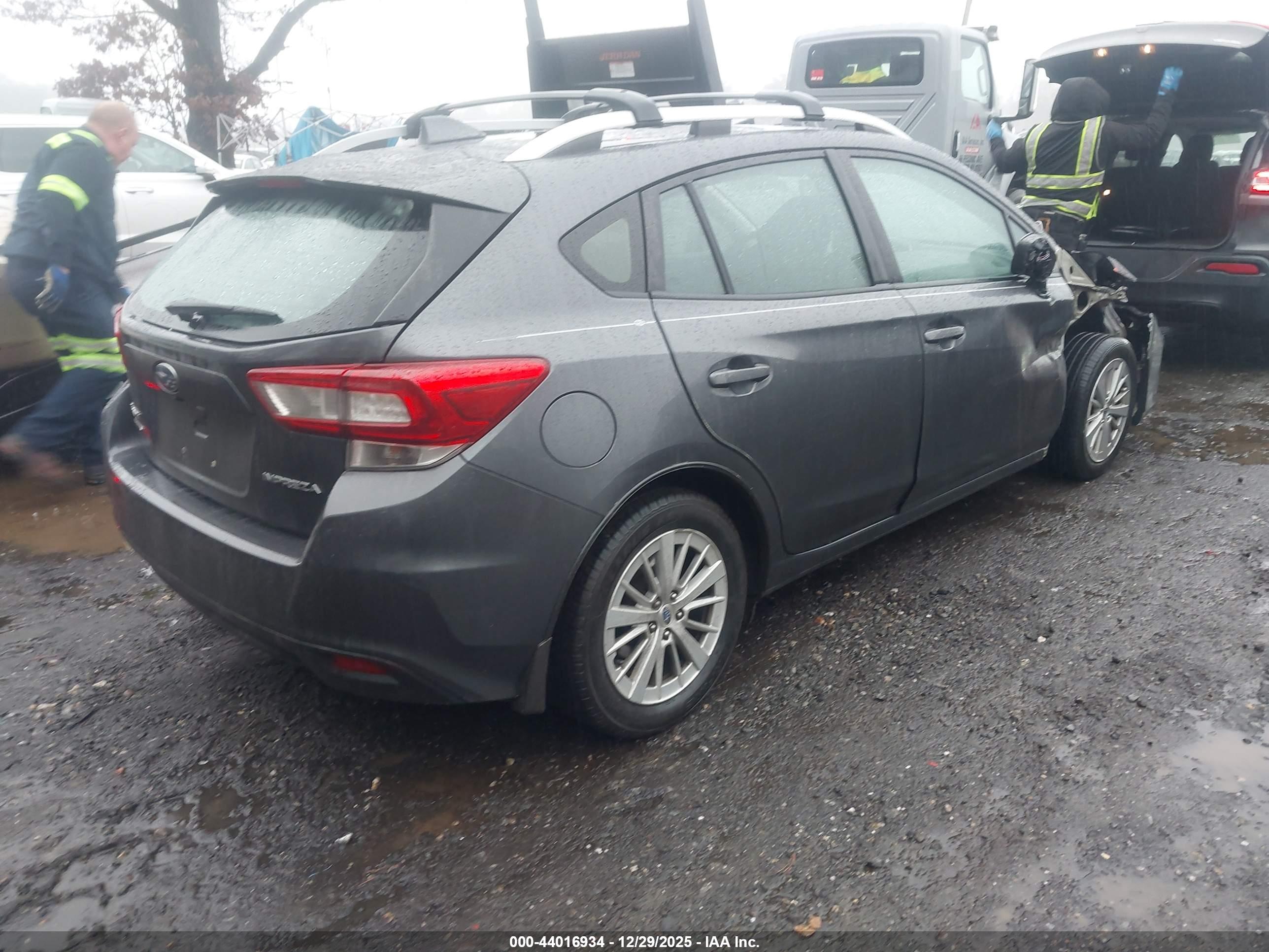 SUBARU IMPREZA image 4
