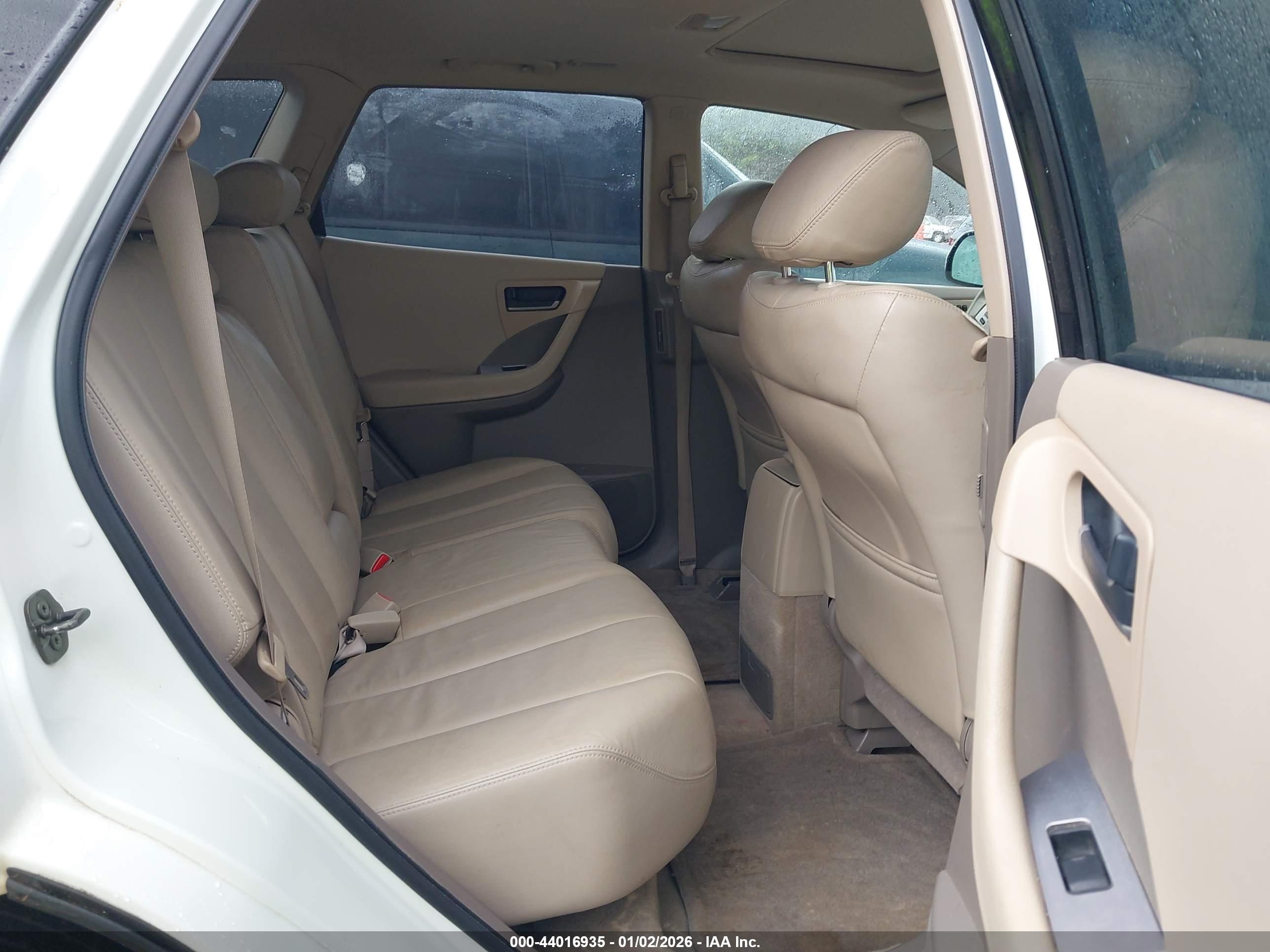 NISSAN MURANO image 8