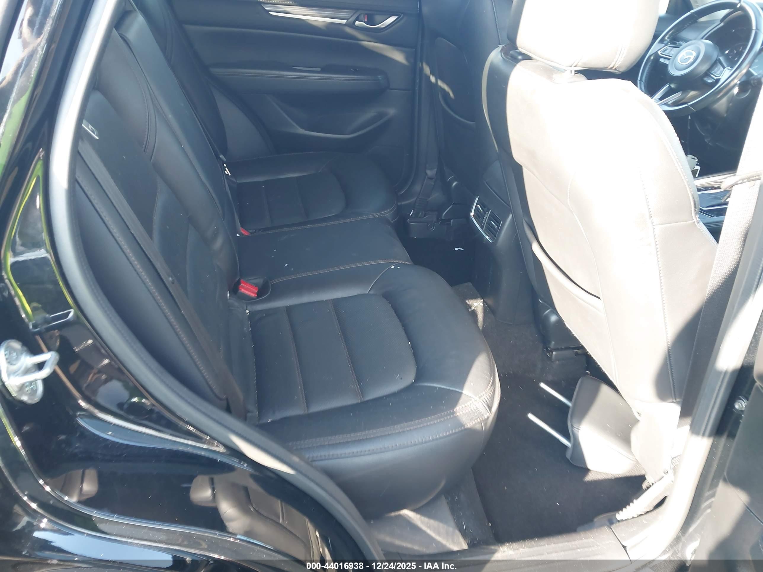 MAZDA CX-5 image 8