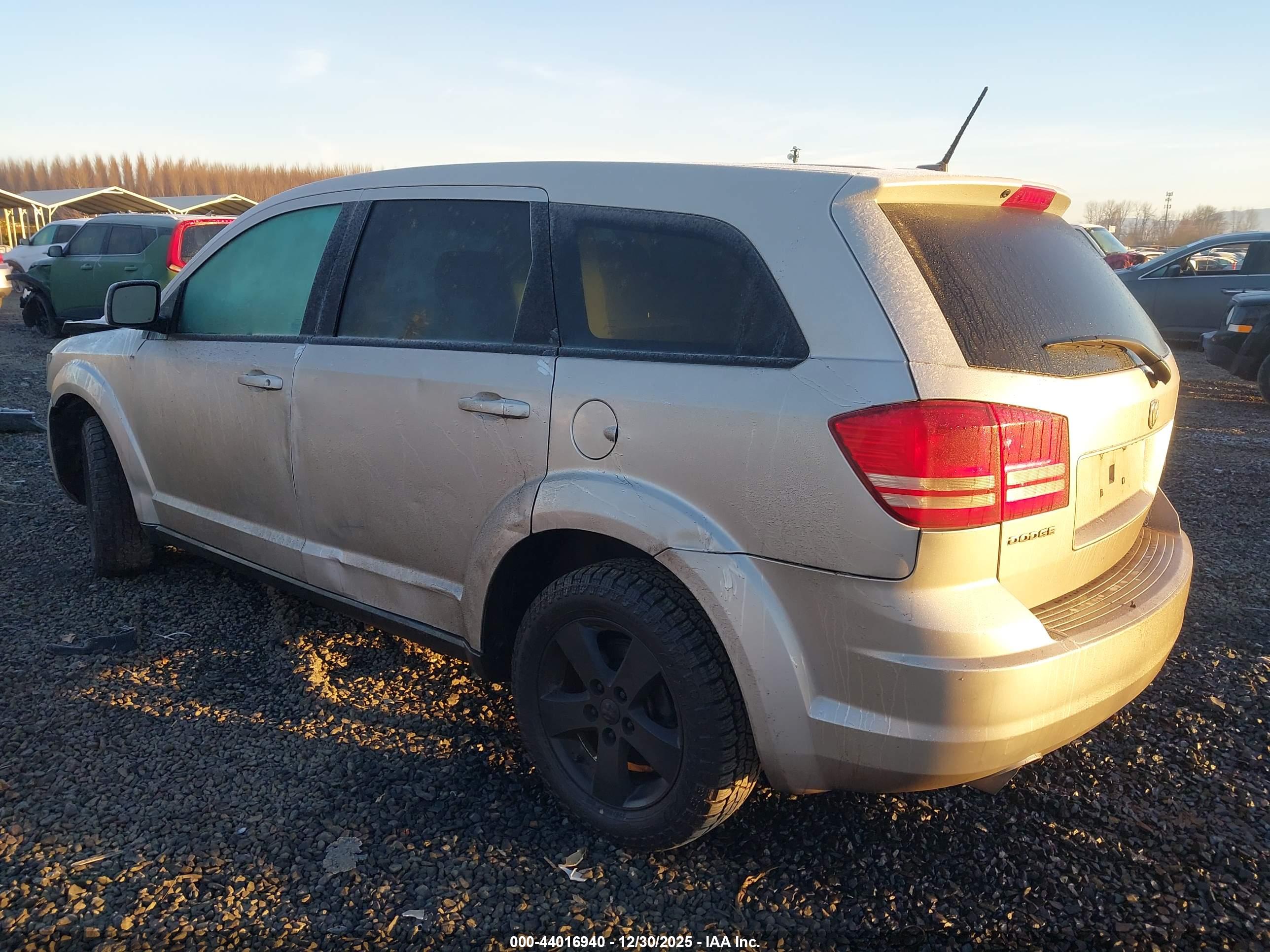 DODGE JOURNEY image 3