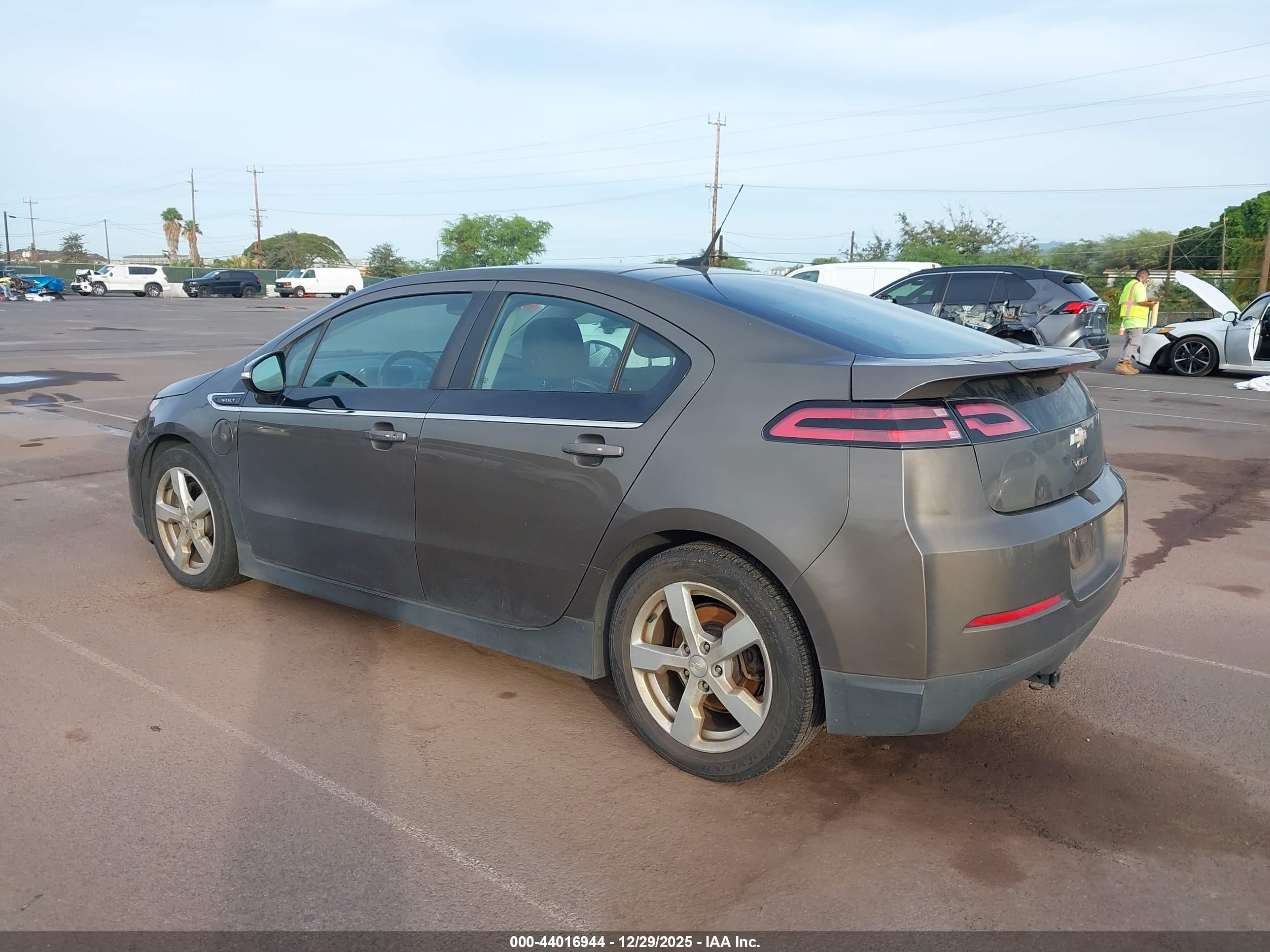 CHEVROLET VOLT image 3
