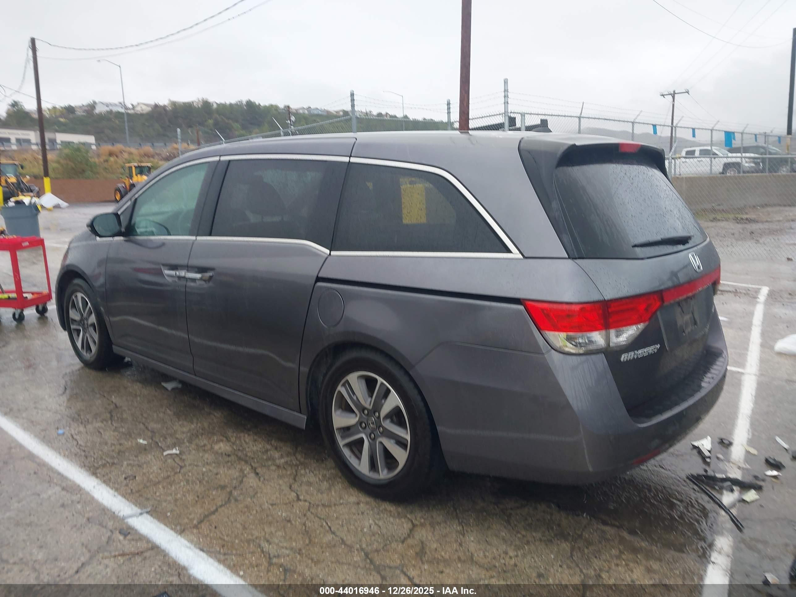 HONDA ODYSSEY image 3