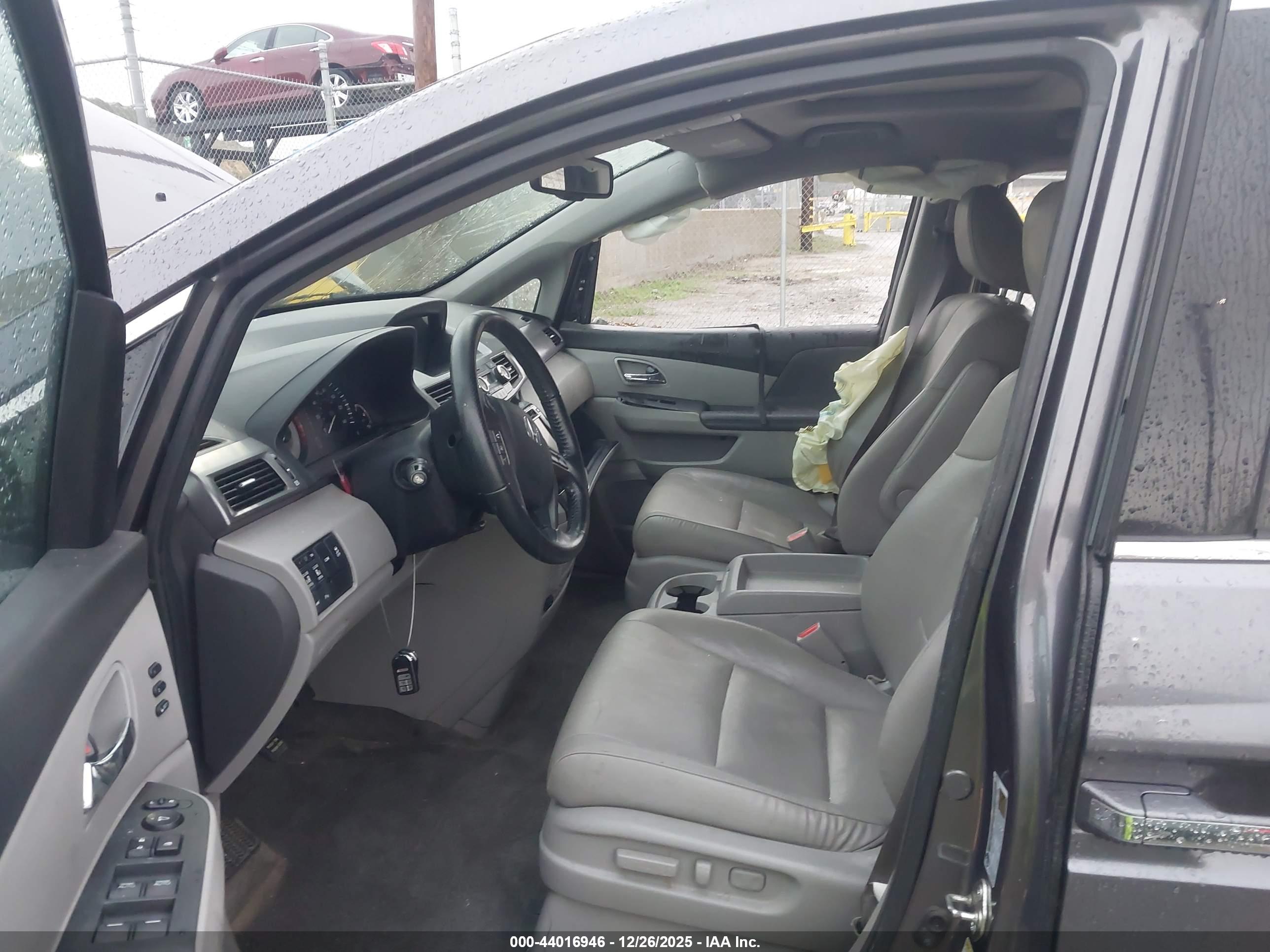 HONDA ODYSSEY image 5