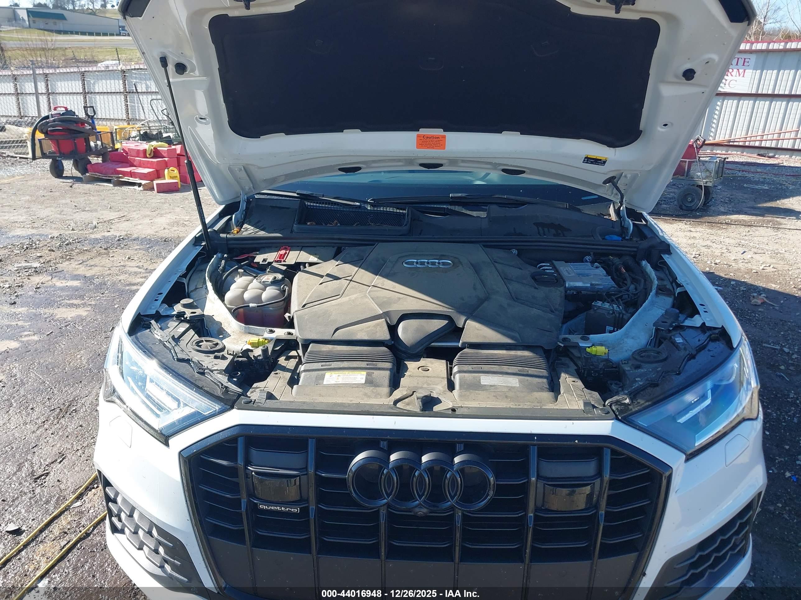 AUDI Q7 image 10