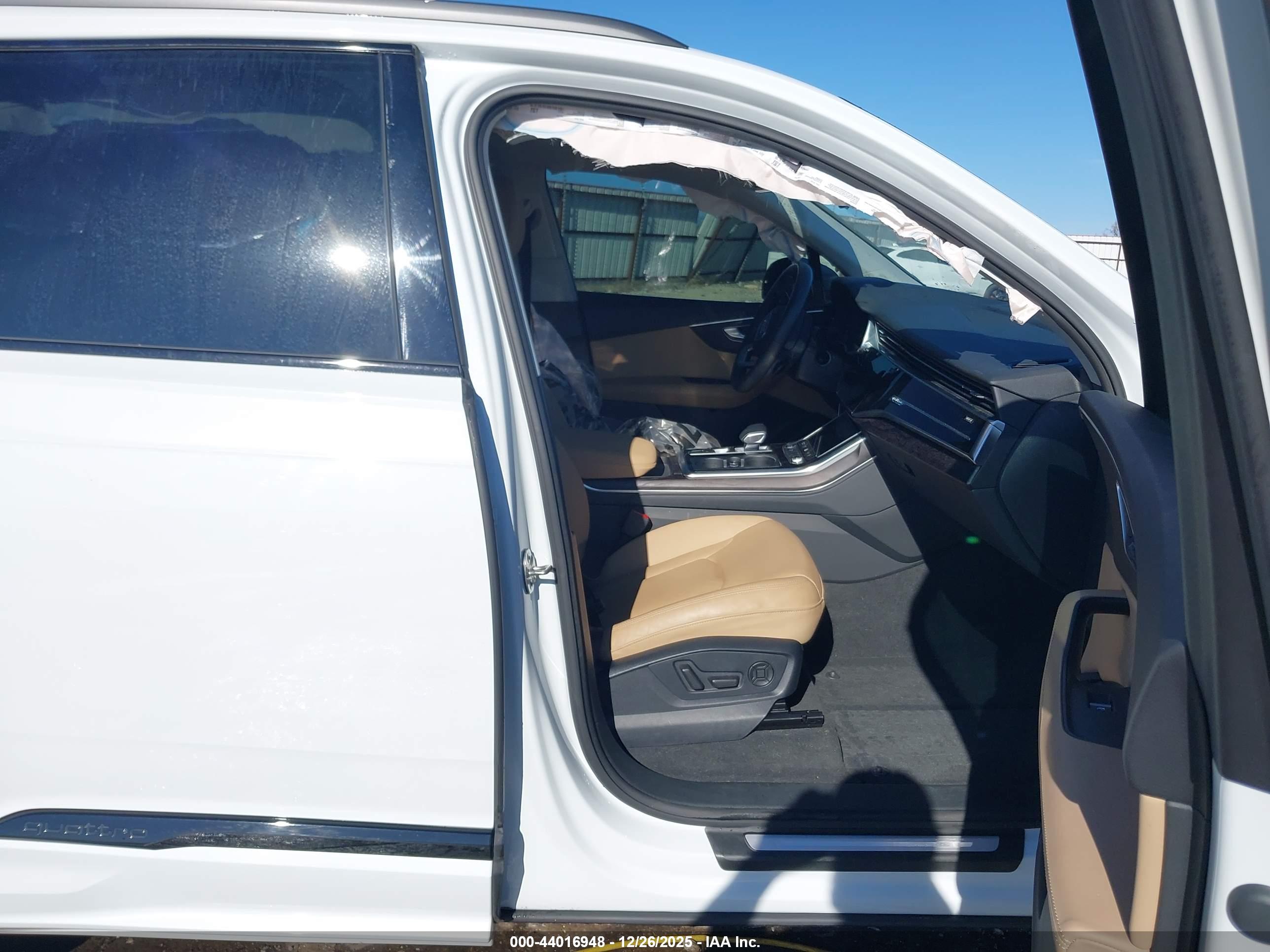 AUDI Q7 image 5