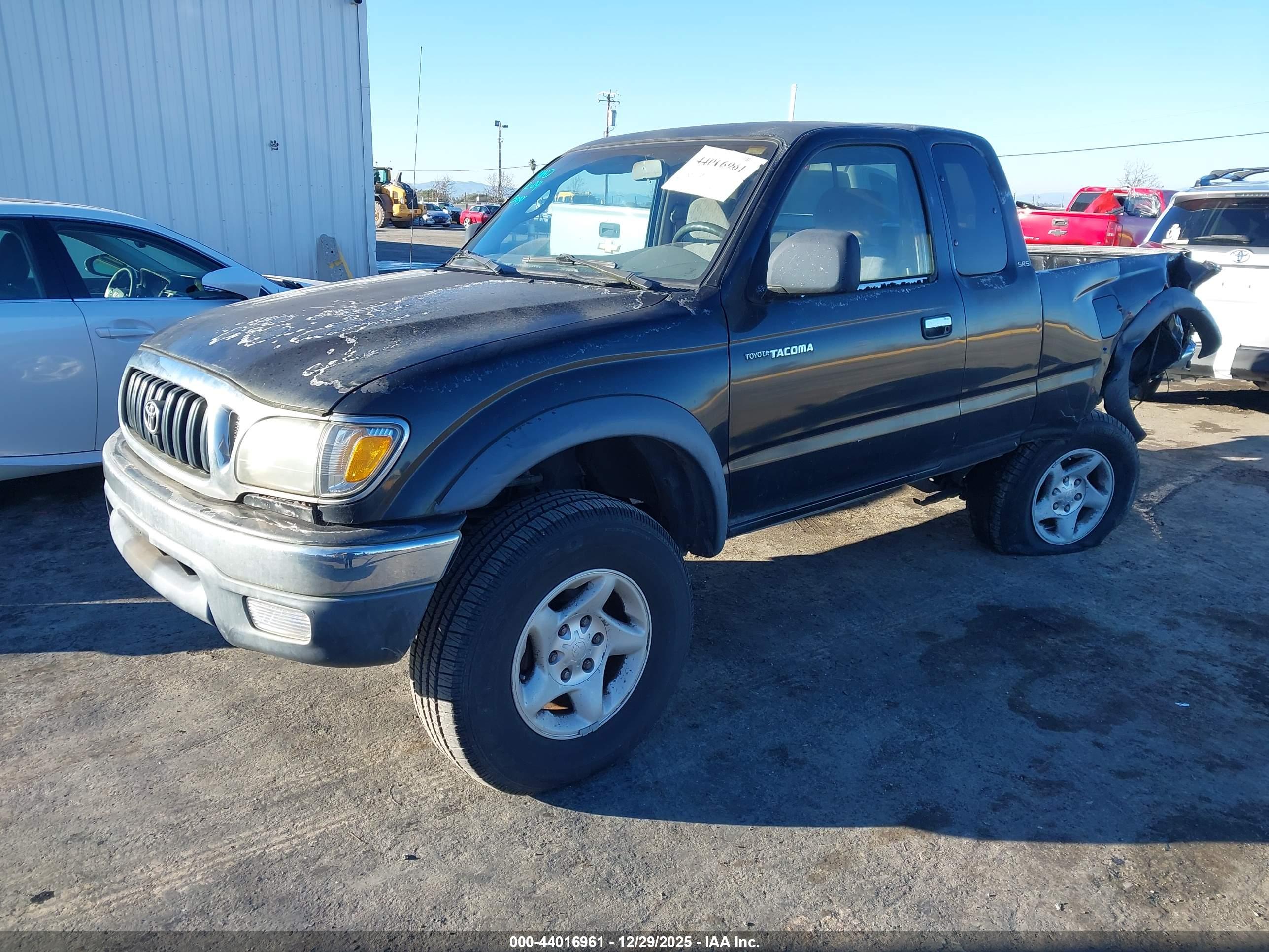 TOYOTA TACOMA image 2