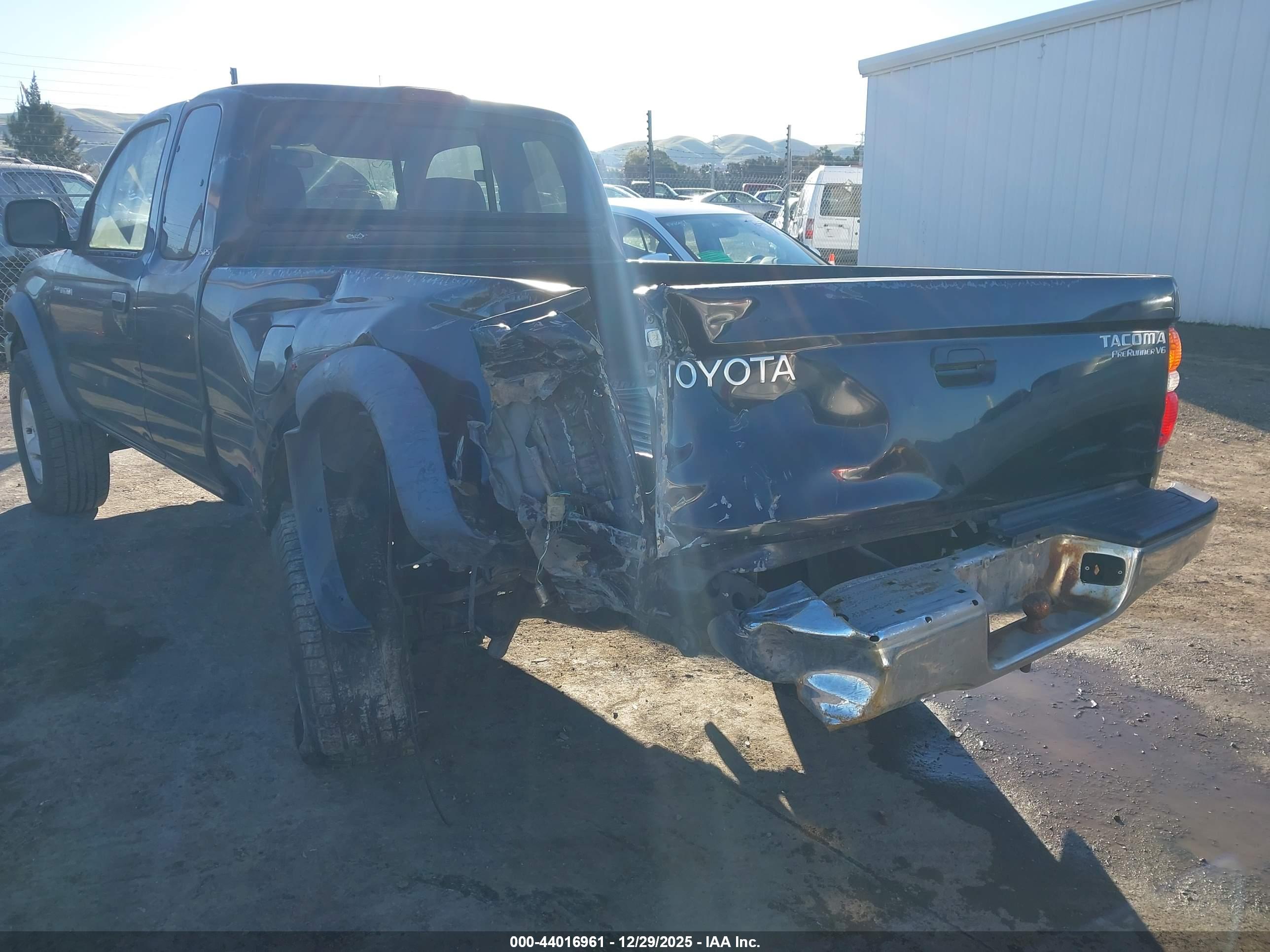 TOYOTA TACOMA image 6