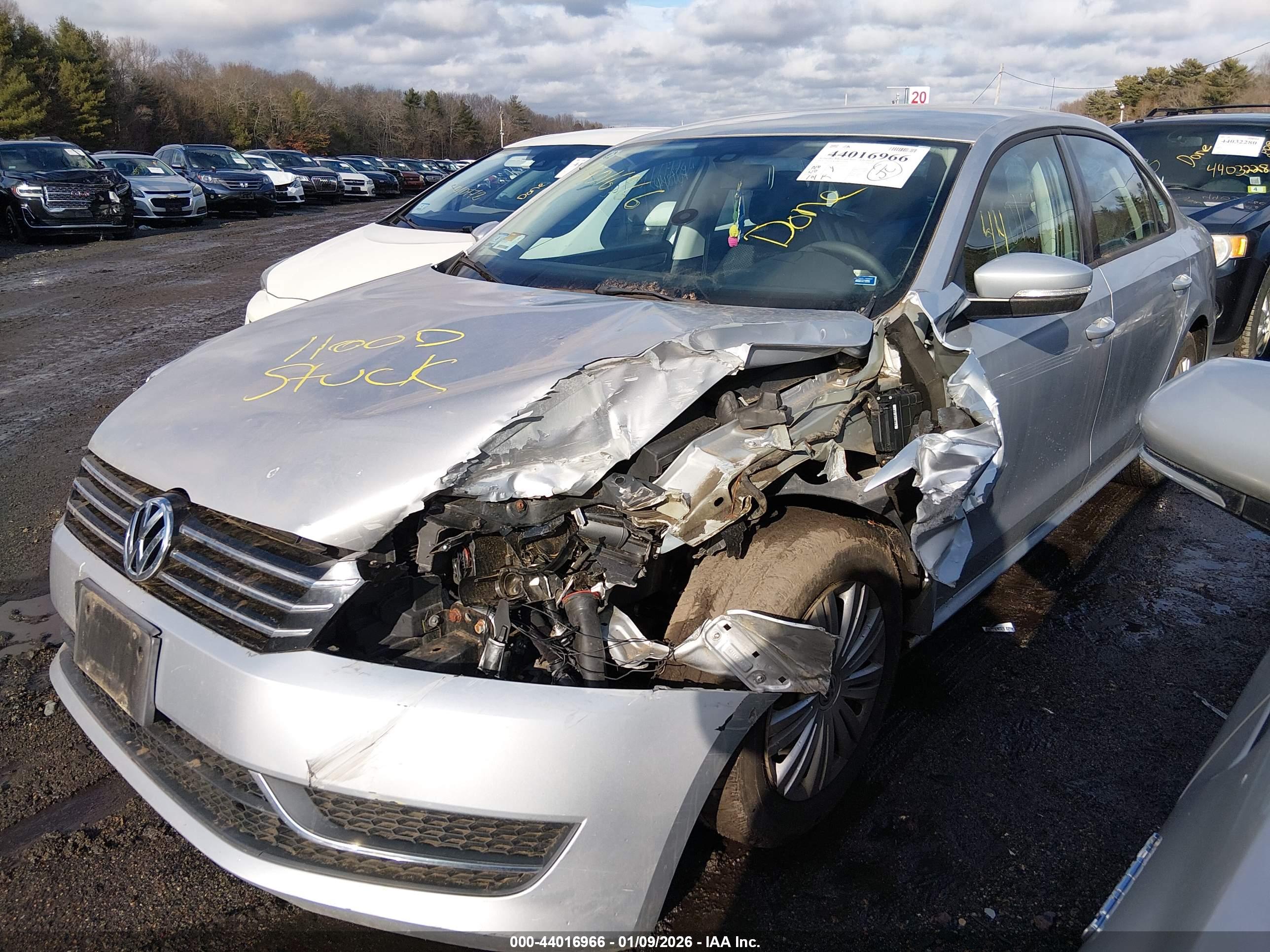 VOLKSWAGEN PASSAT image 2