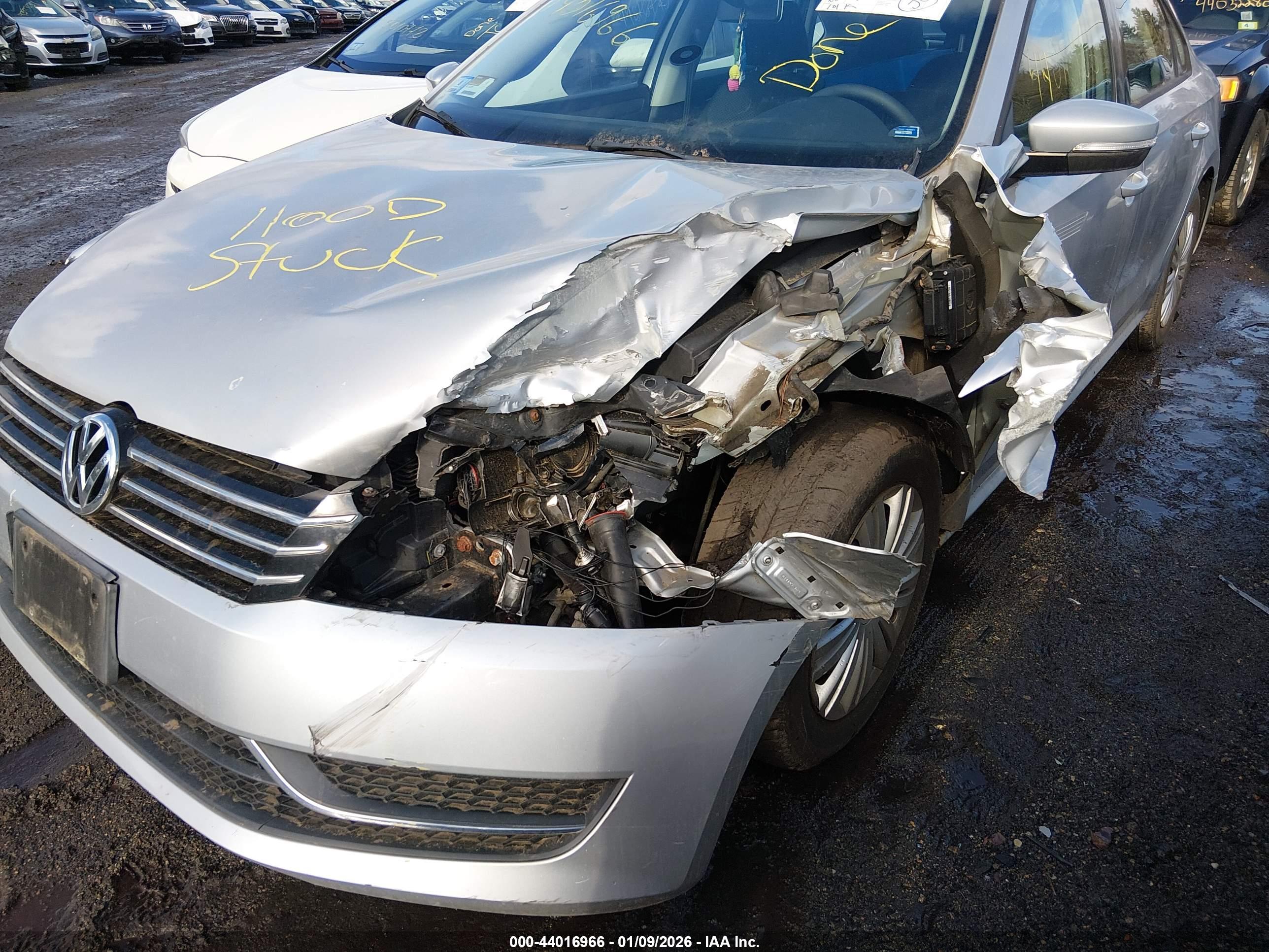 VOLKSWAGEN PASSAT image 6