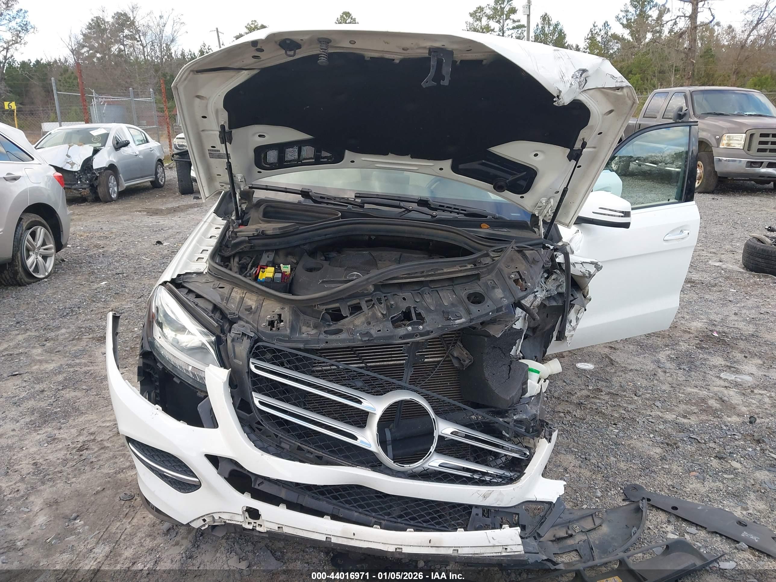 MERCEDES-BENZ GLE image 6