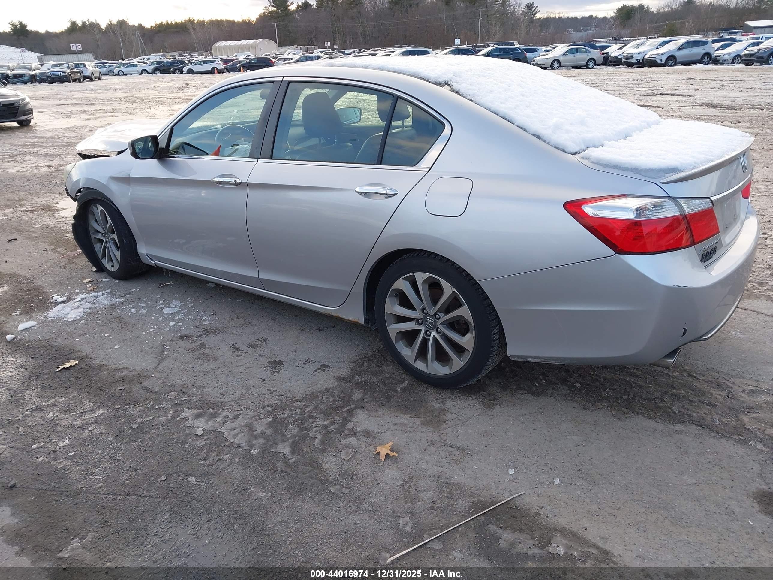 HONDA ACCORD image 3