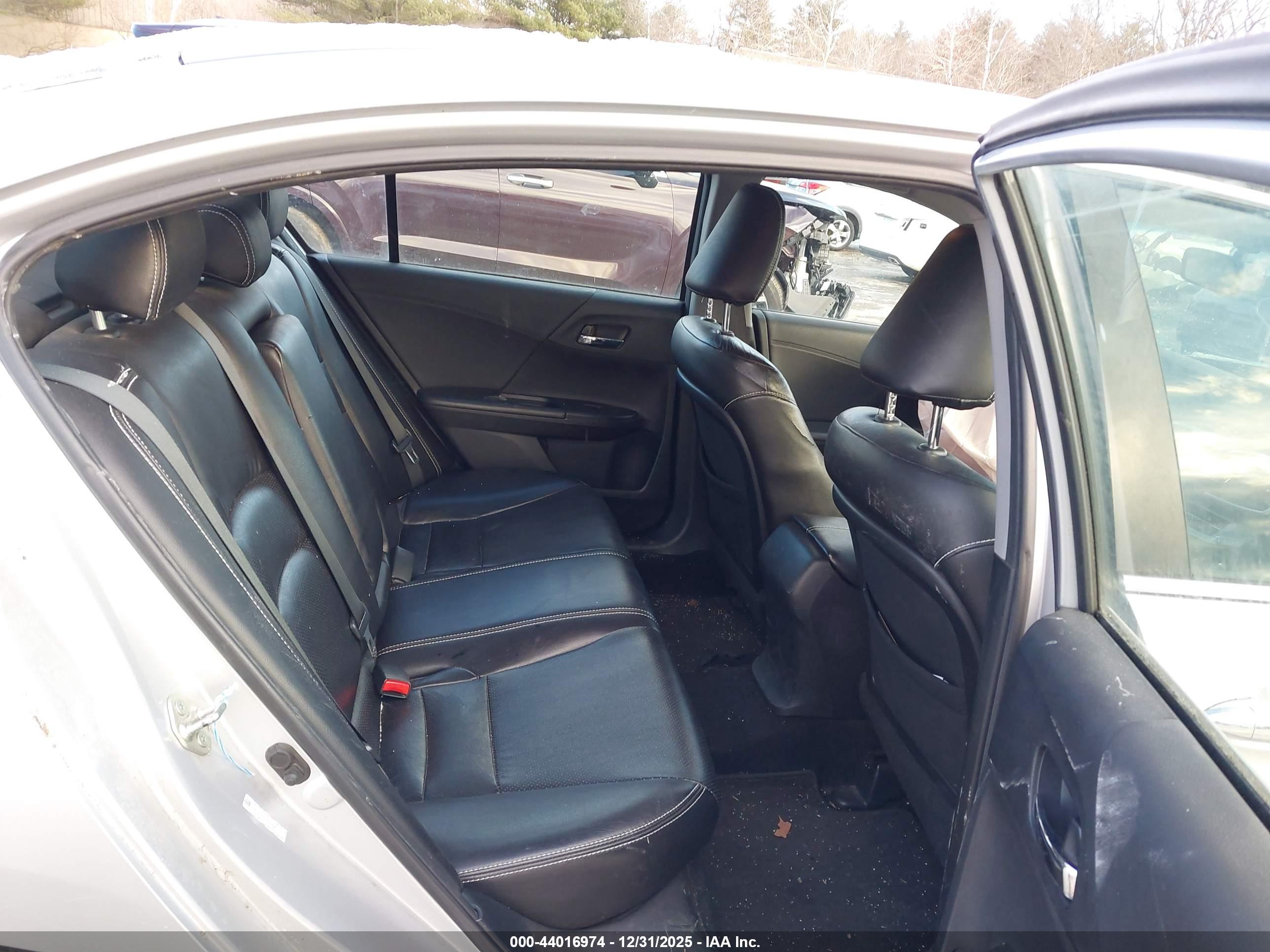 HONDA ACCORD image 8