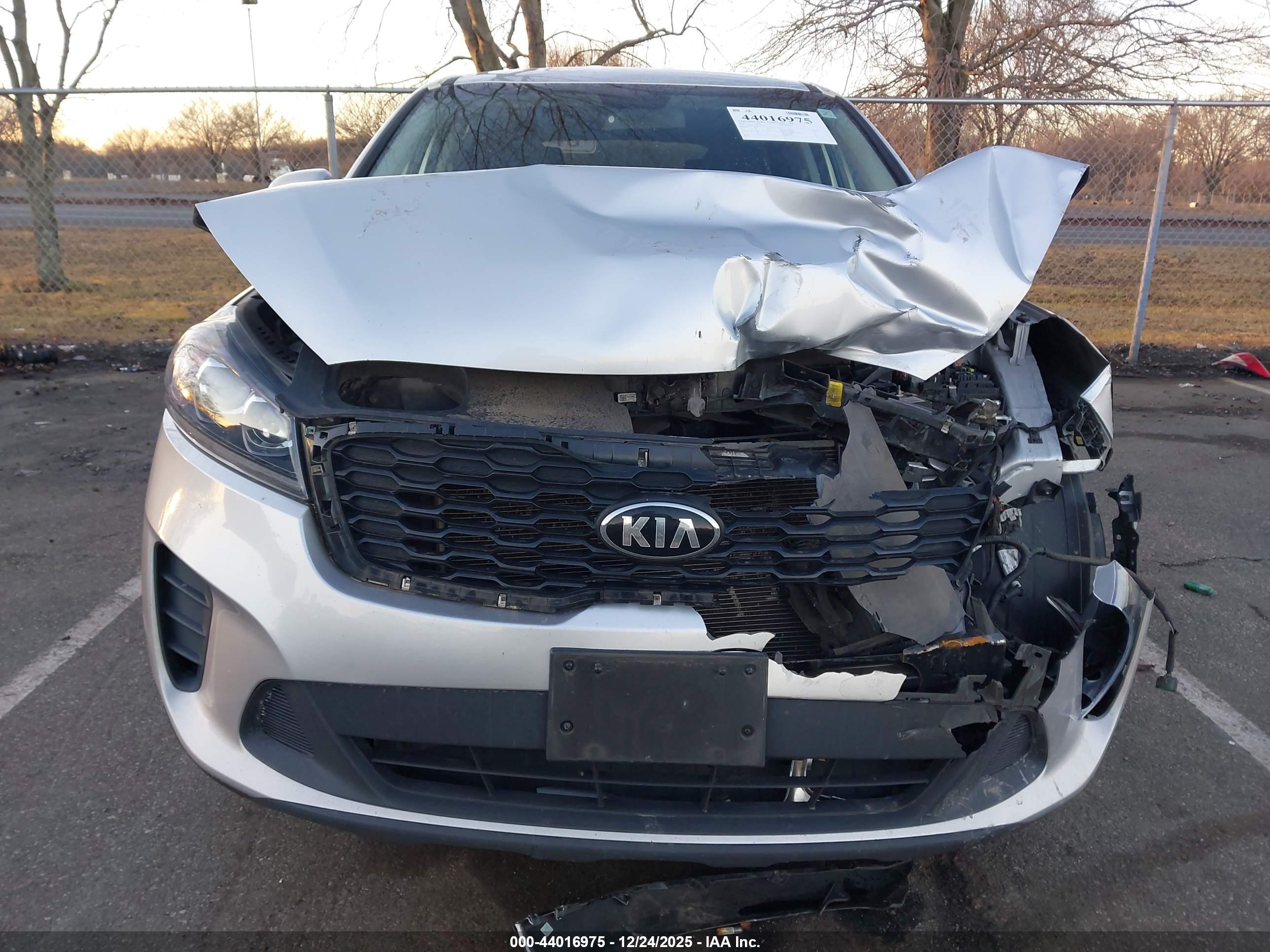 KIA SORENTO image 6