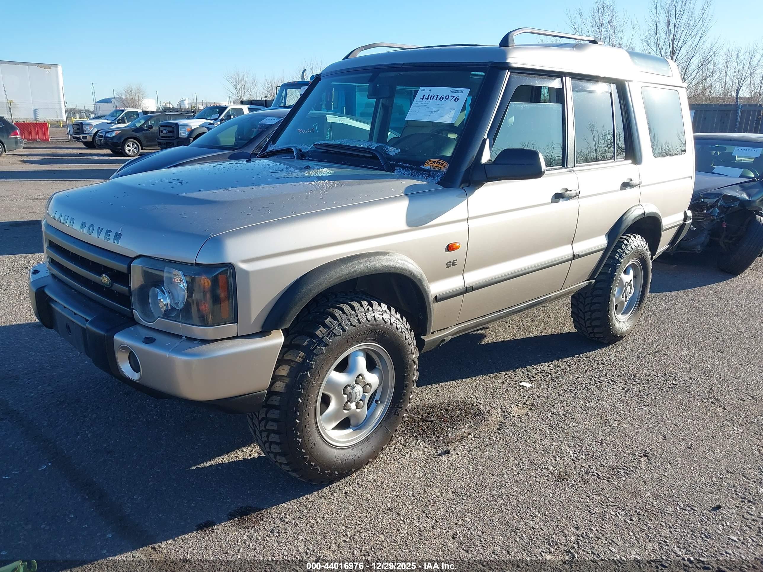 LAND ROVER image 2