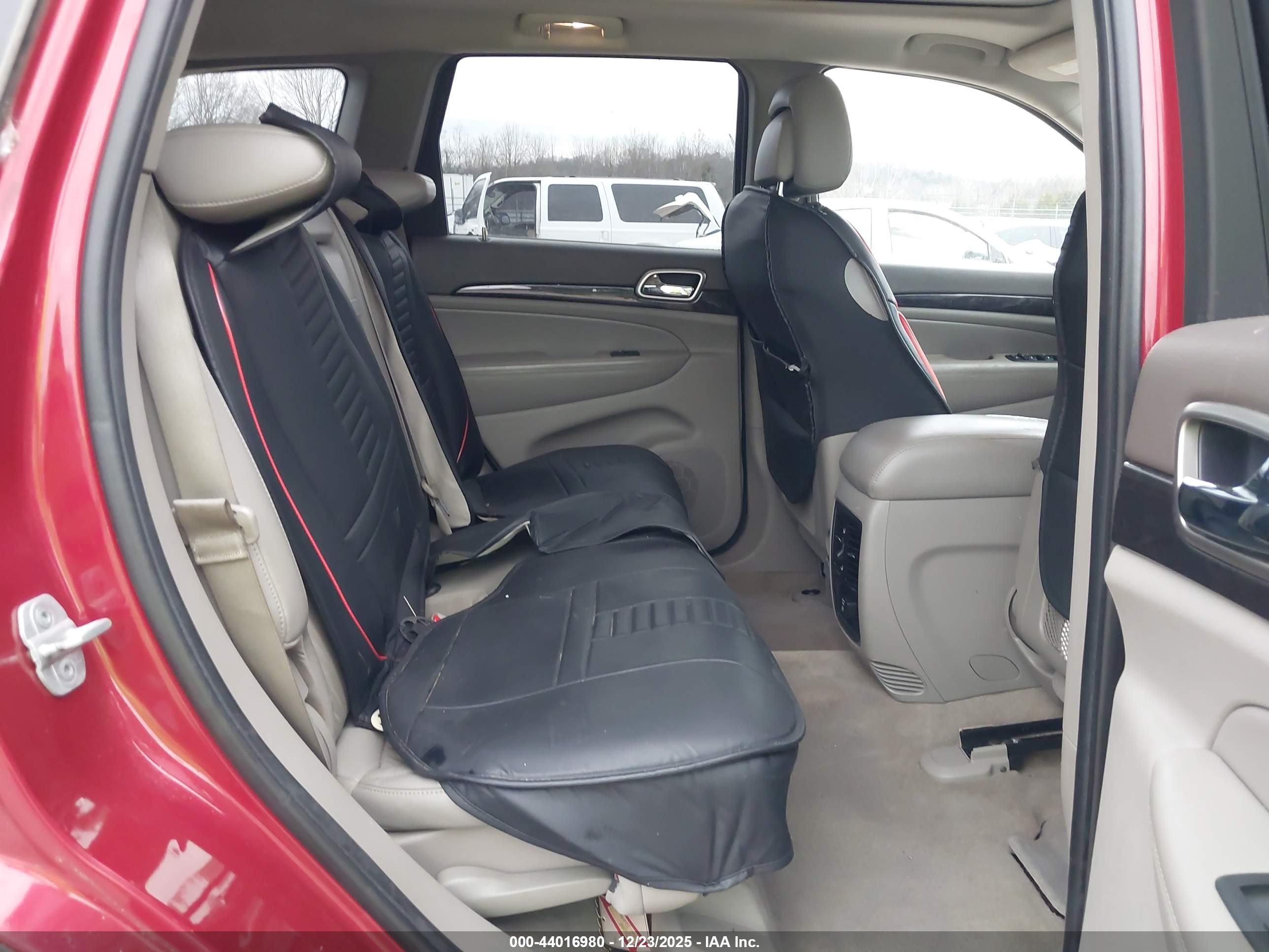 JEEP GRAND image 8