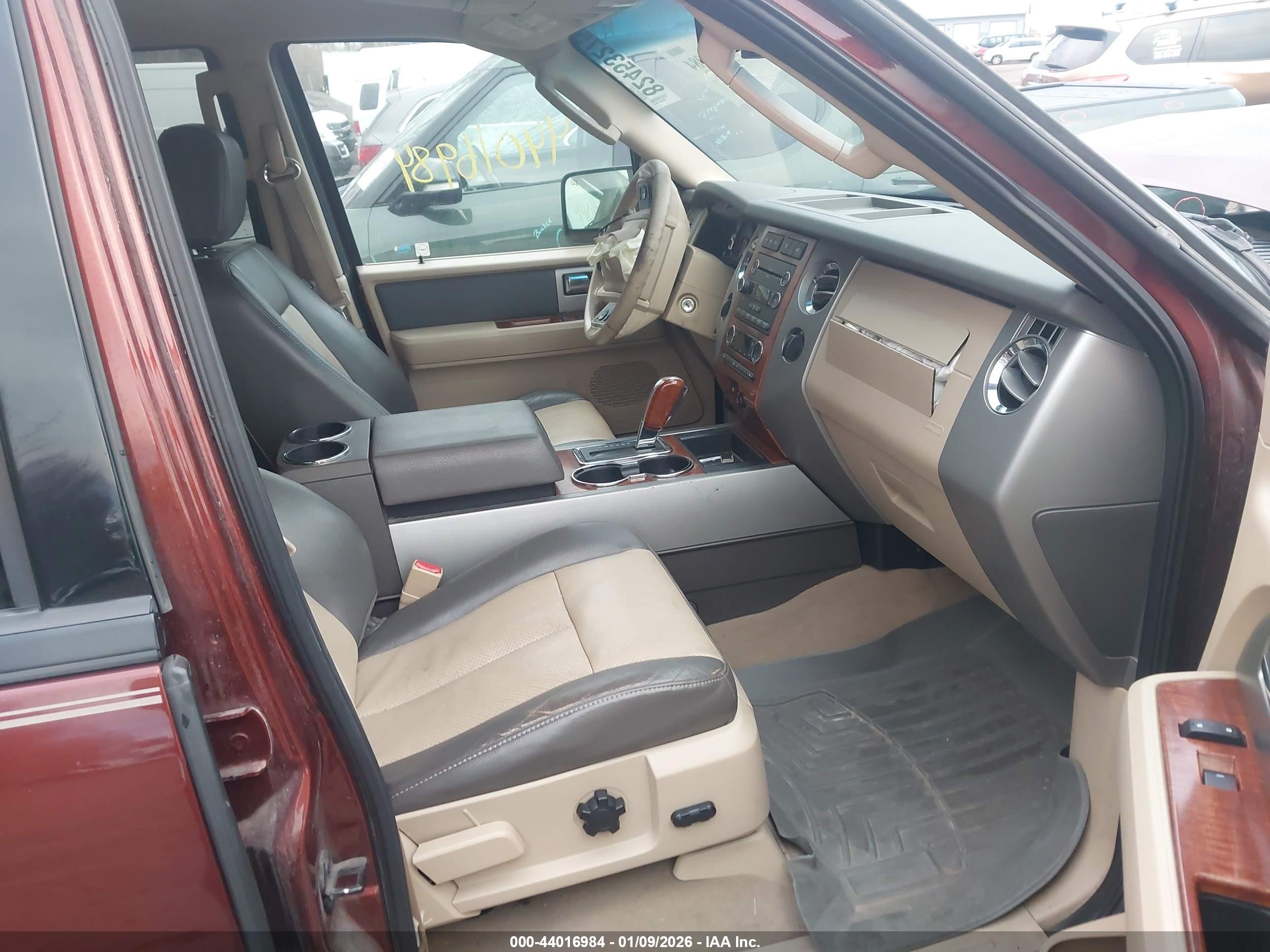 FORD EXPEDITION image 5