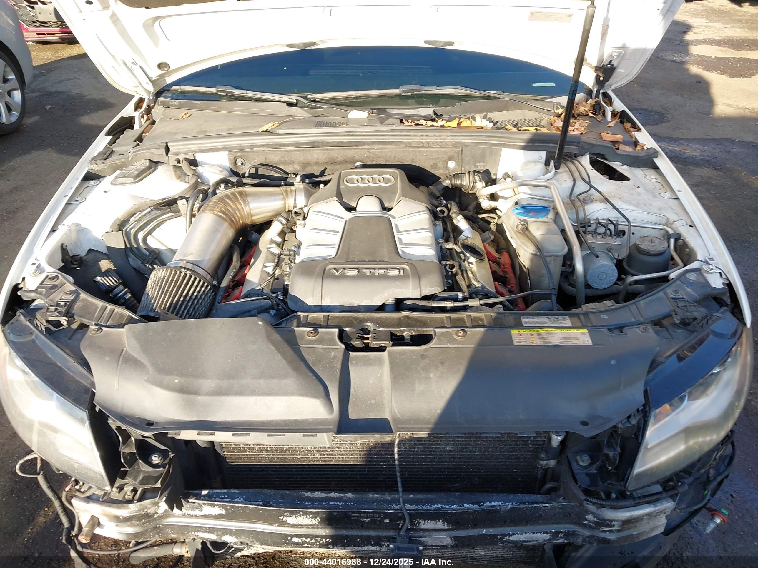 AUDI S4 image 10