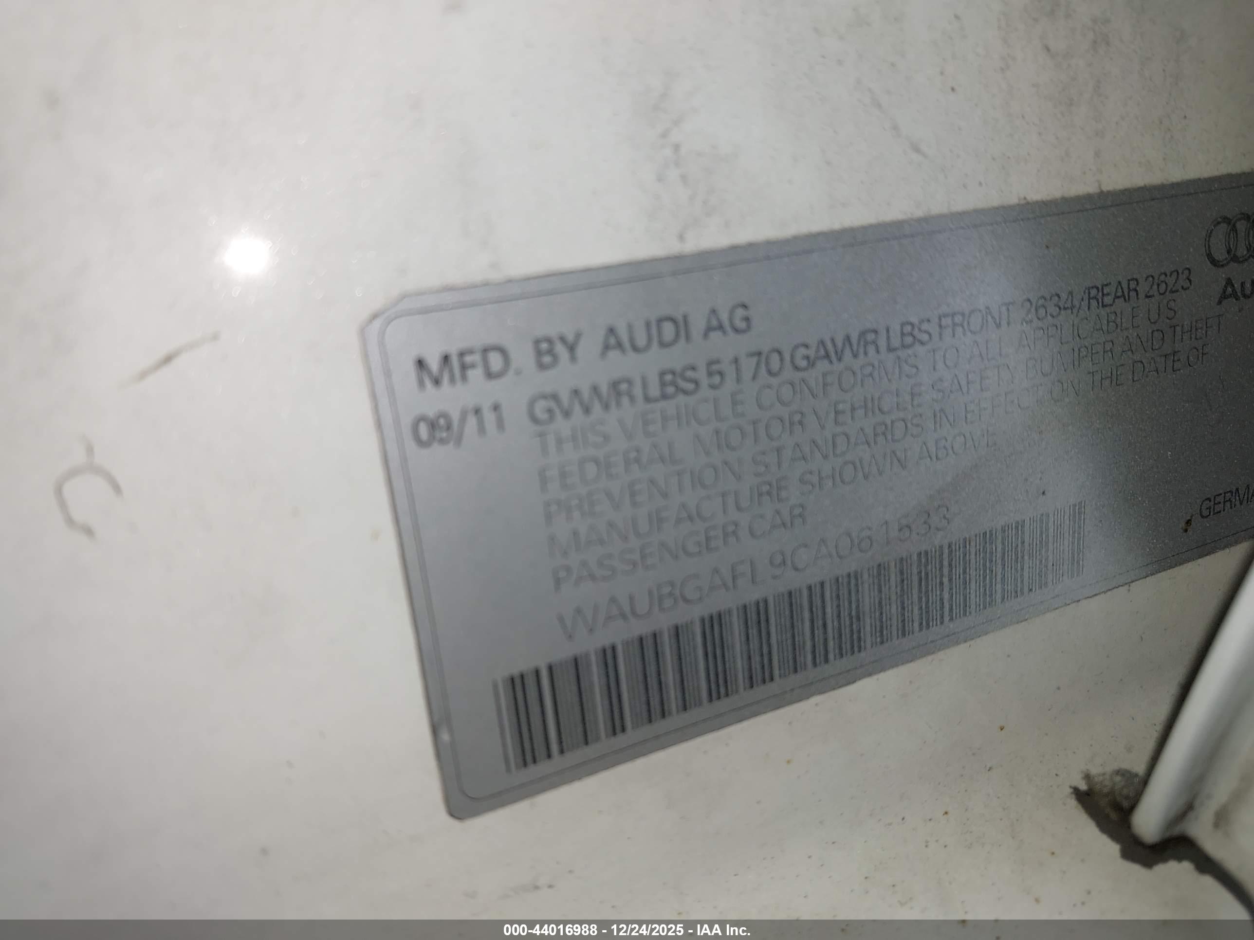 AUDI S4 image 9