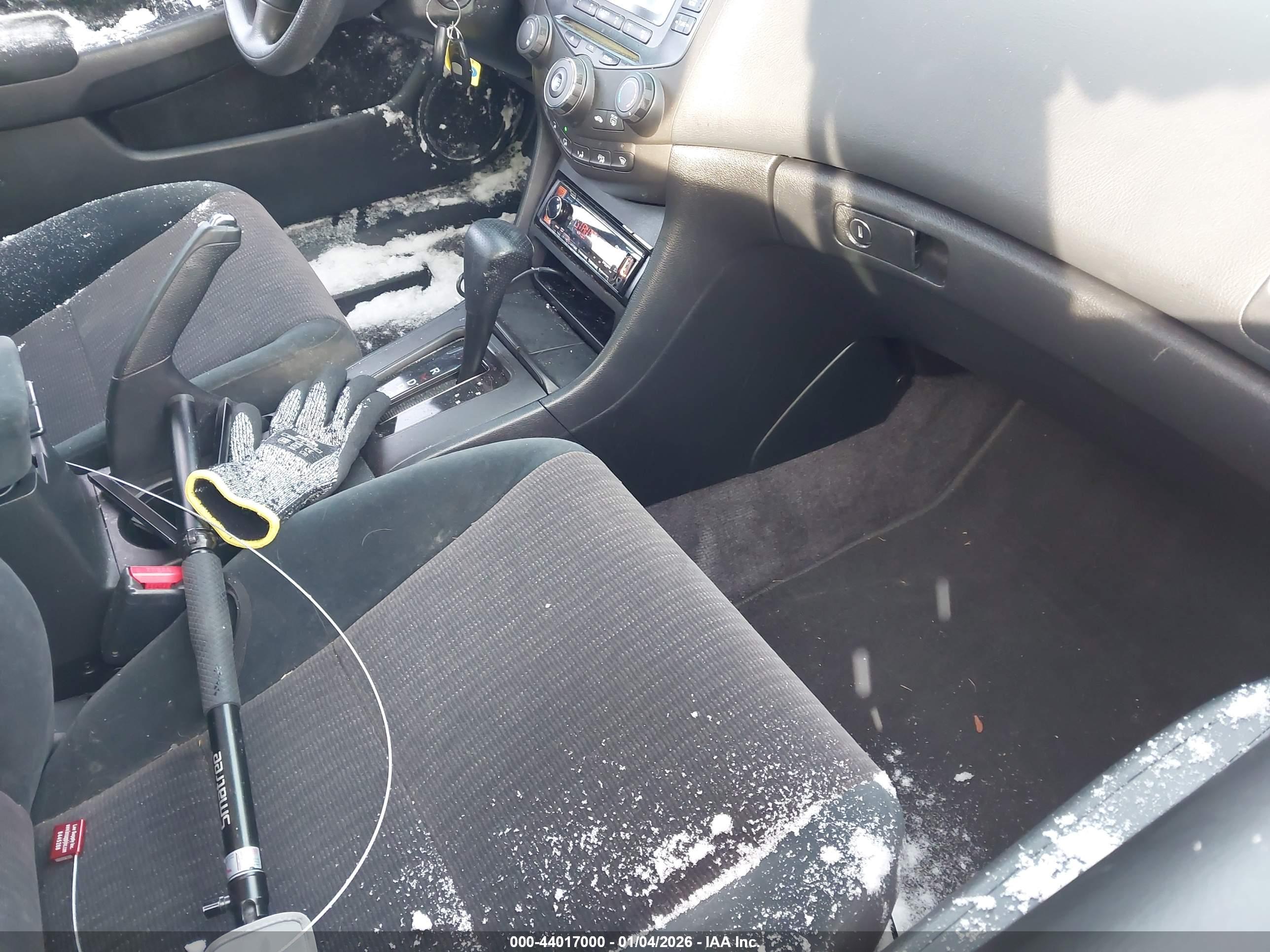 HONDA ACCORD image 5