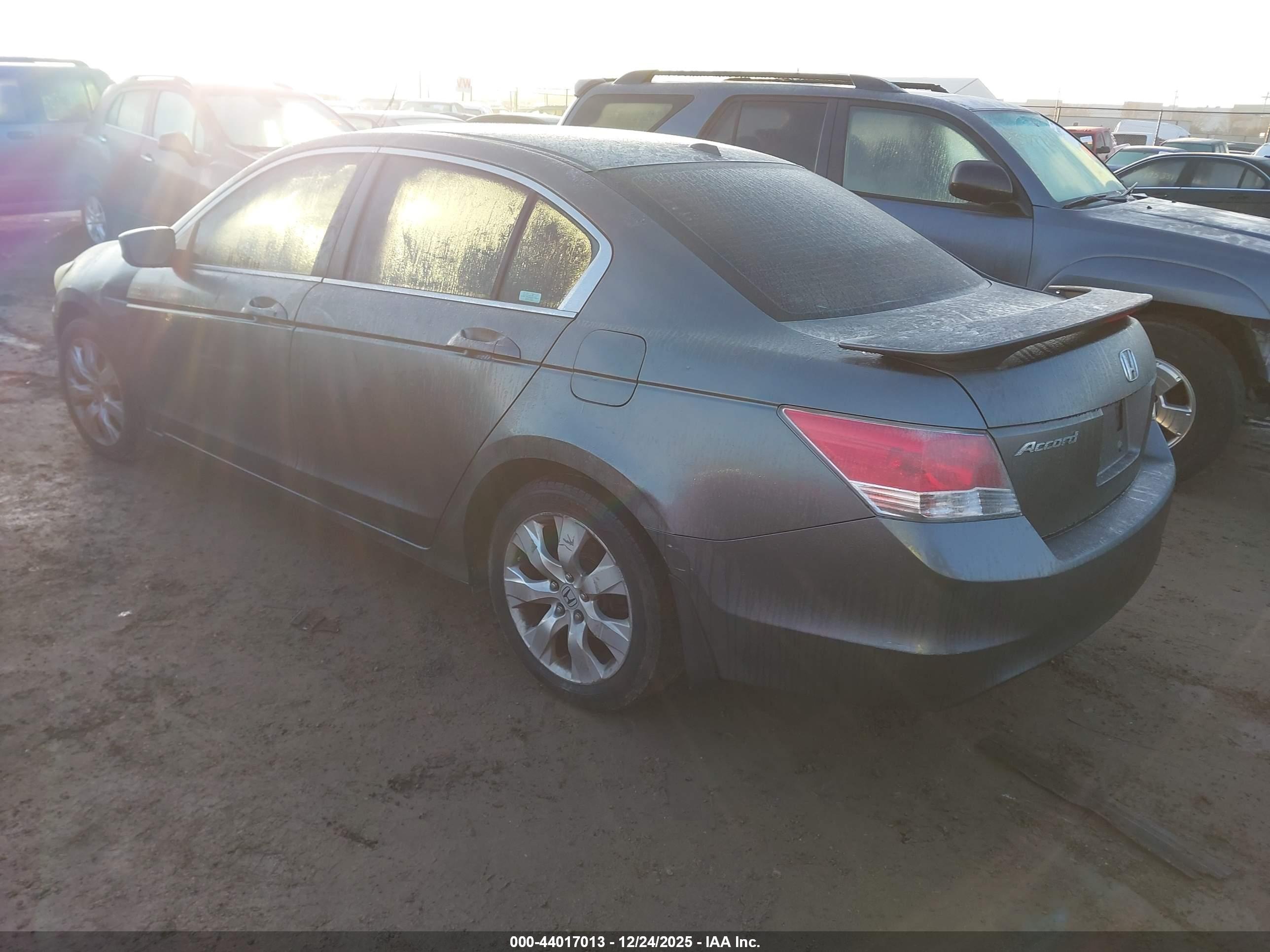 HONDA ACCORD image 3