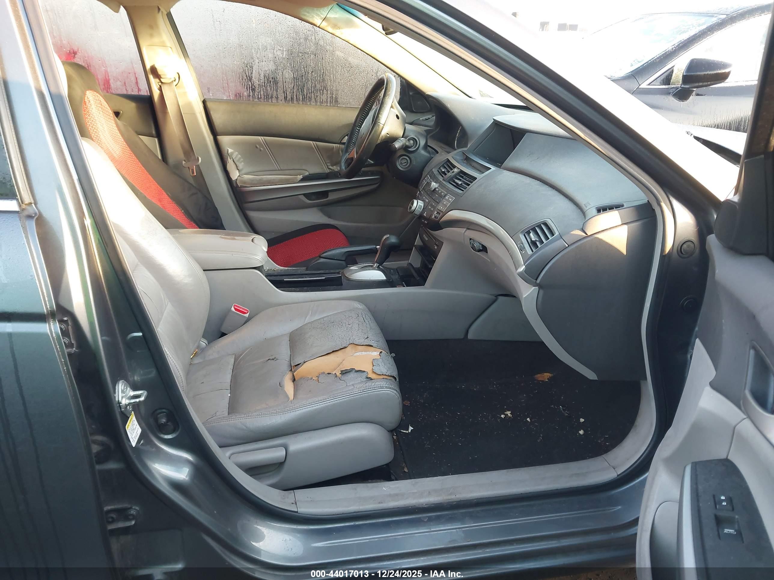 HONDA ACCORD image 5