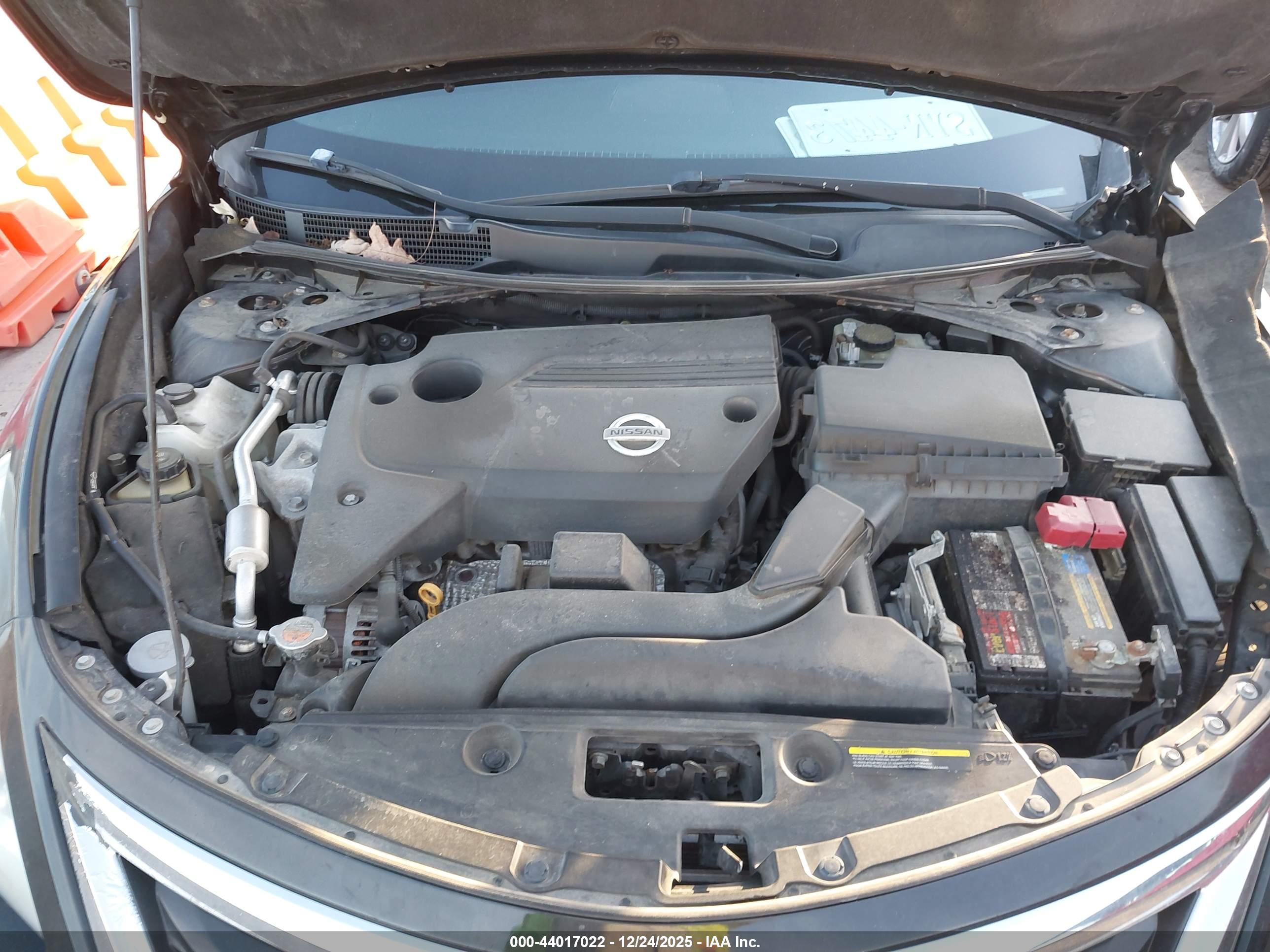 NISSAN ALTIMA image 10