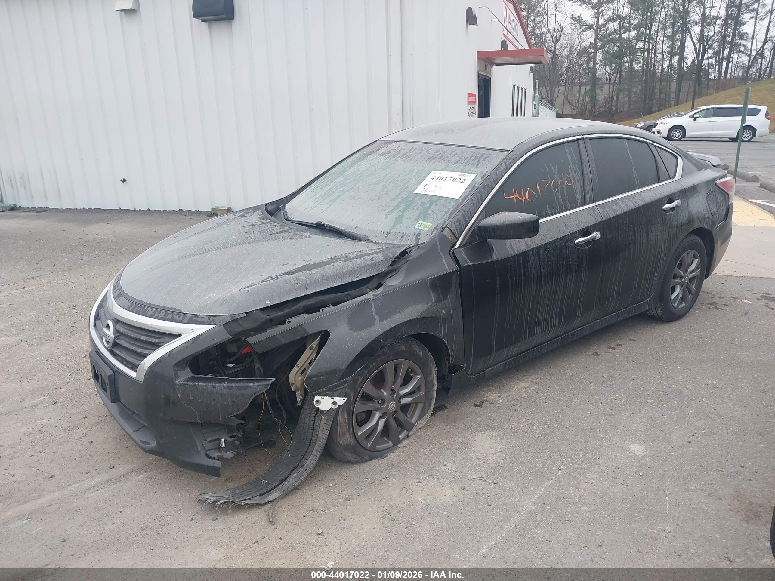 NISSAN ALTIMA image 2