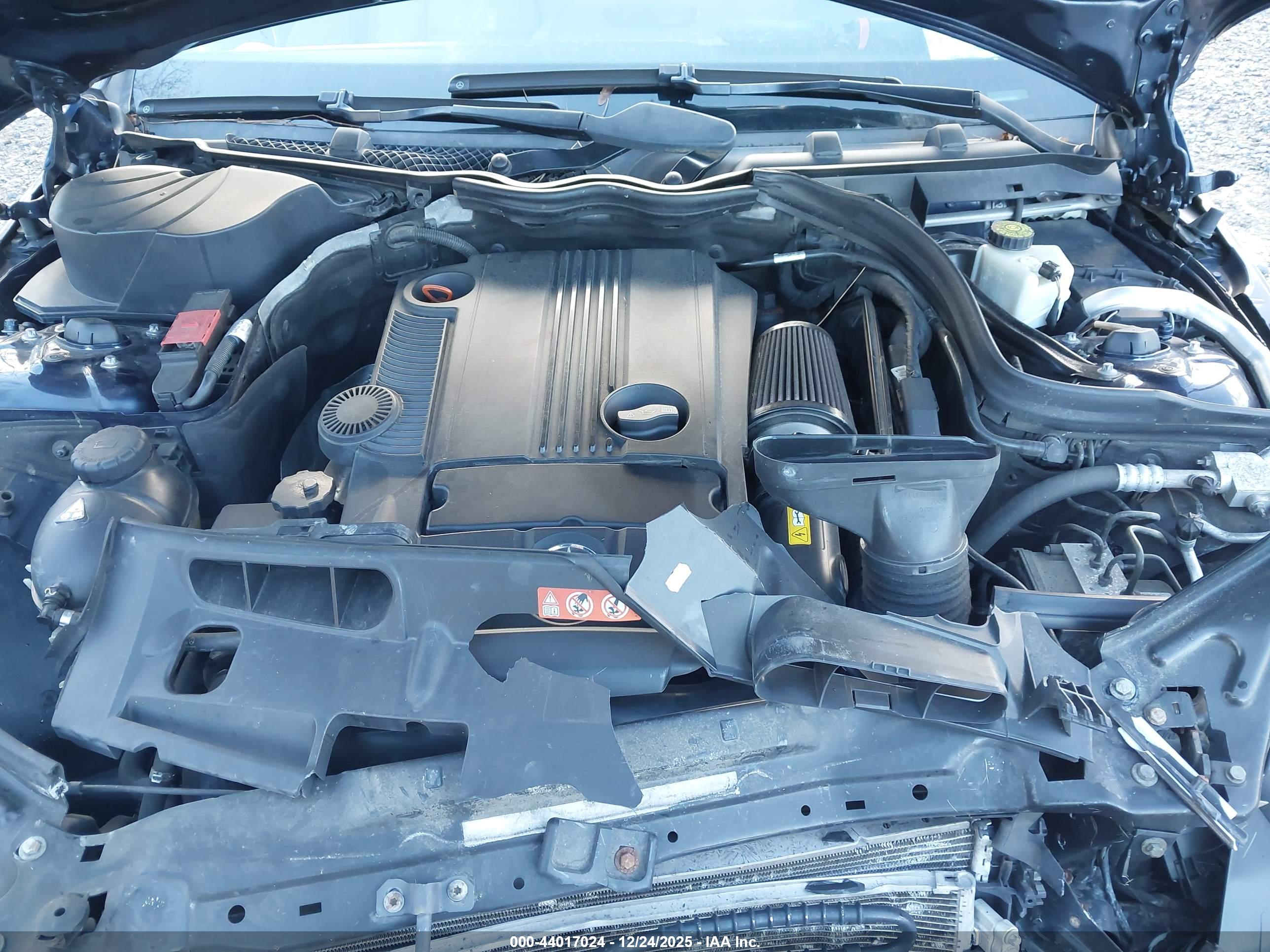 MERCEDES-BENZ C image 10