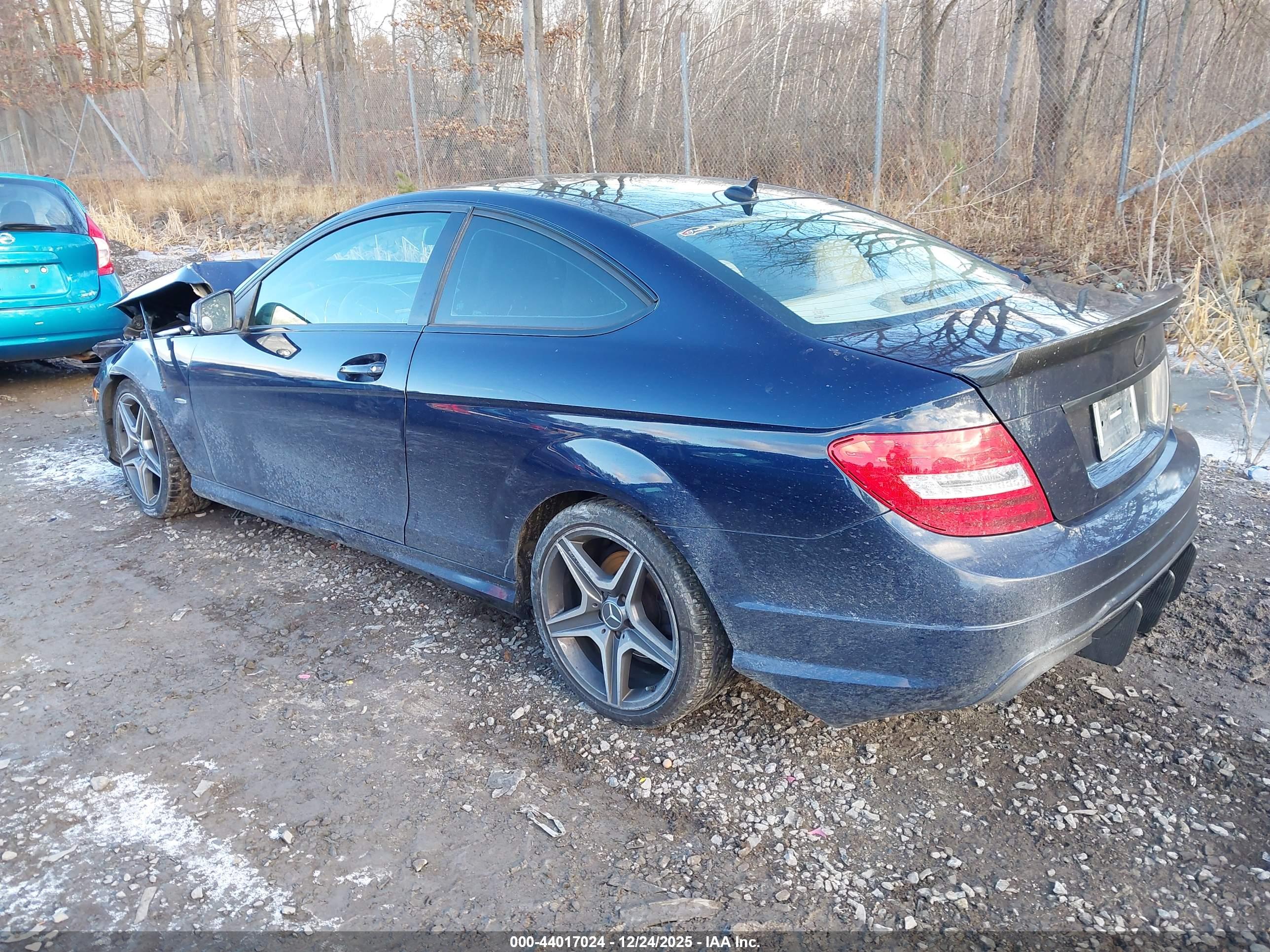 MERCEDES-BENZ C image 3
