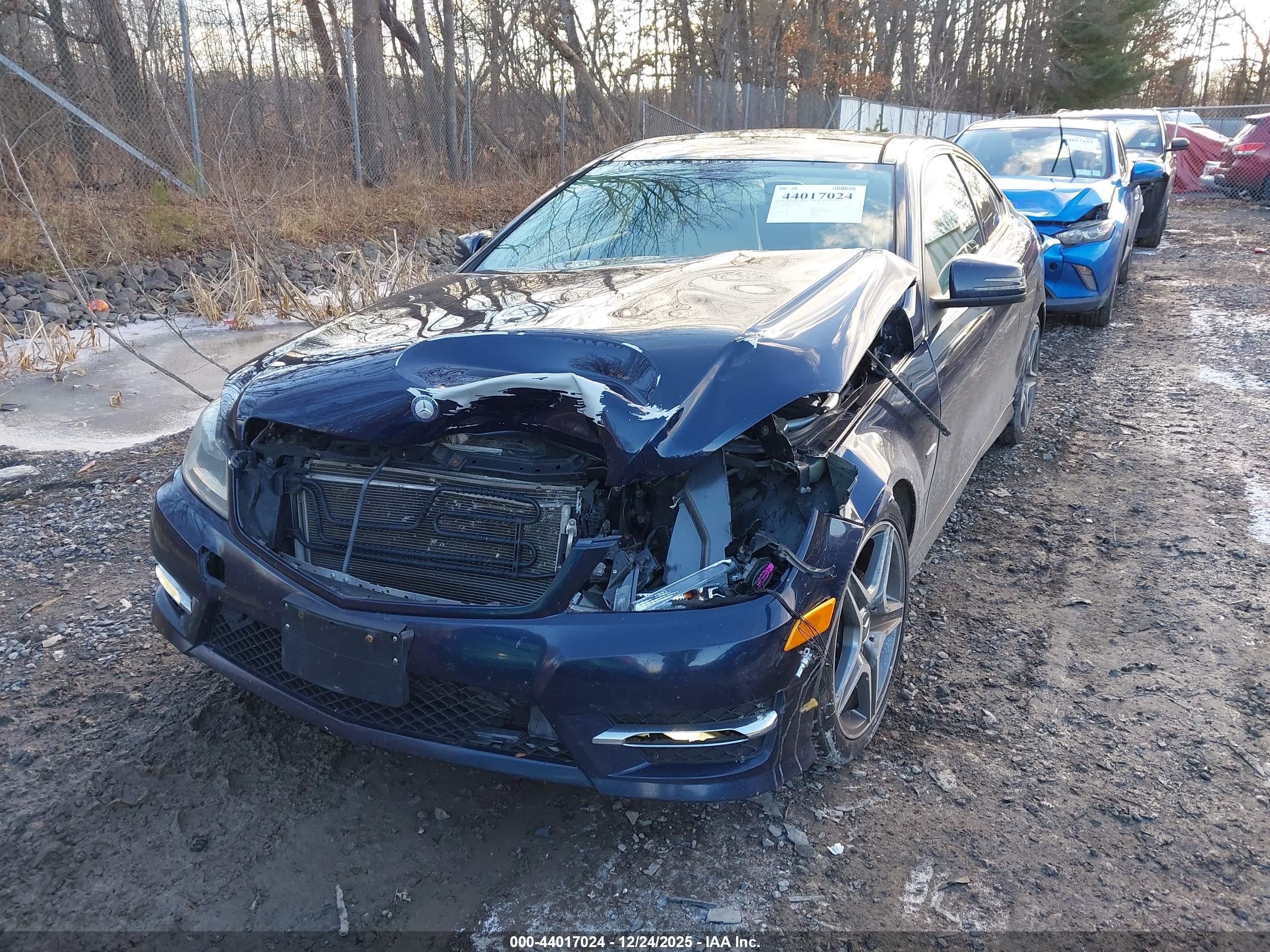 MERCEDES-BENZ C image 6