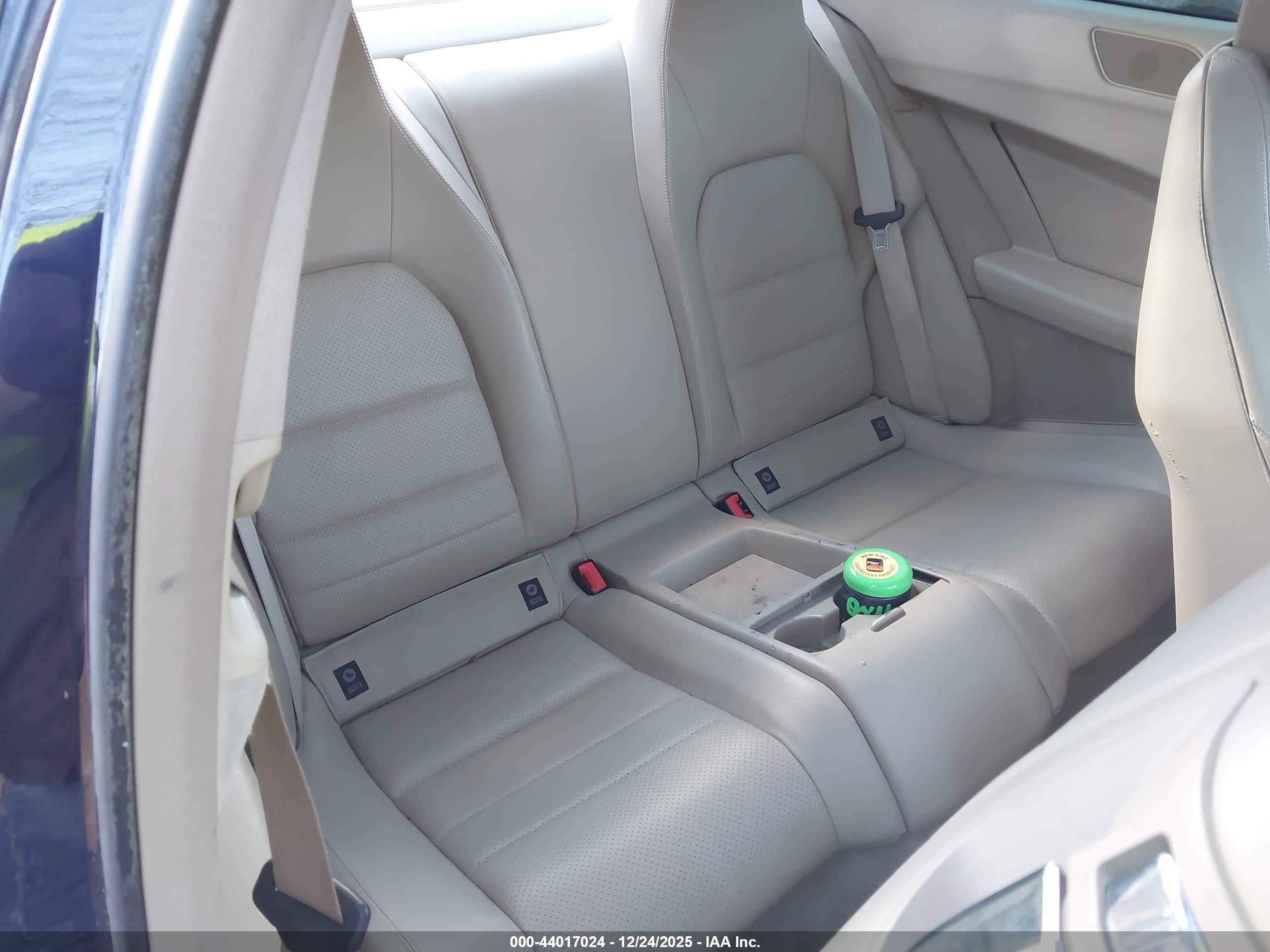 MERCEDES-BENZ C image 8
