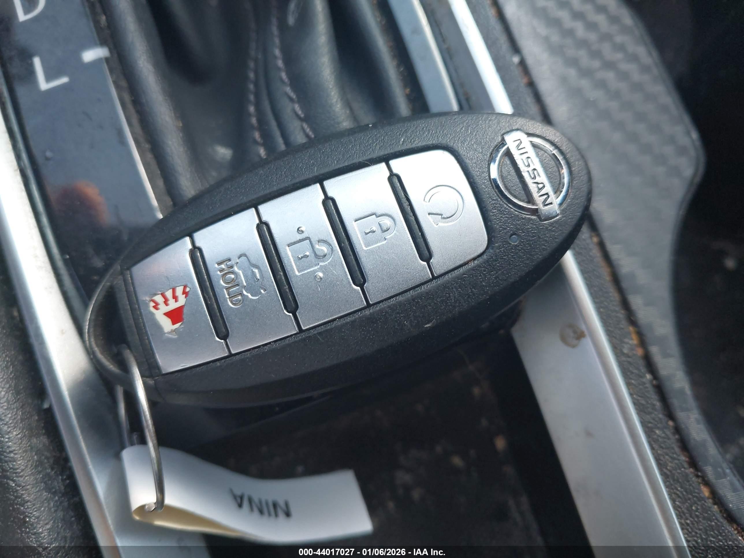 NISSAN ALTIMA image 11
