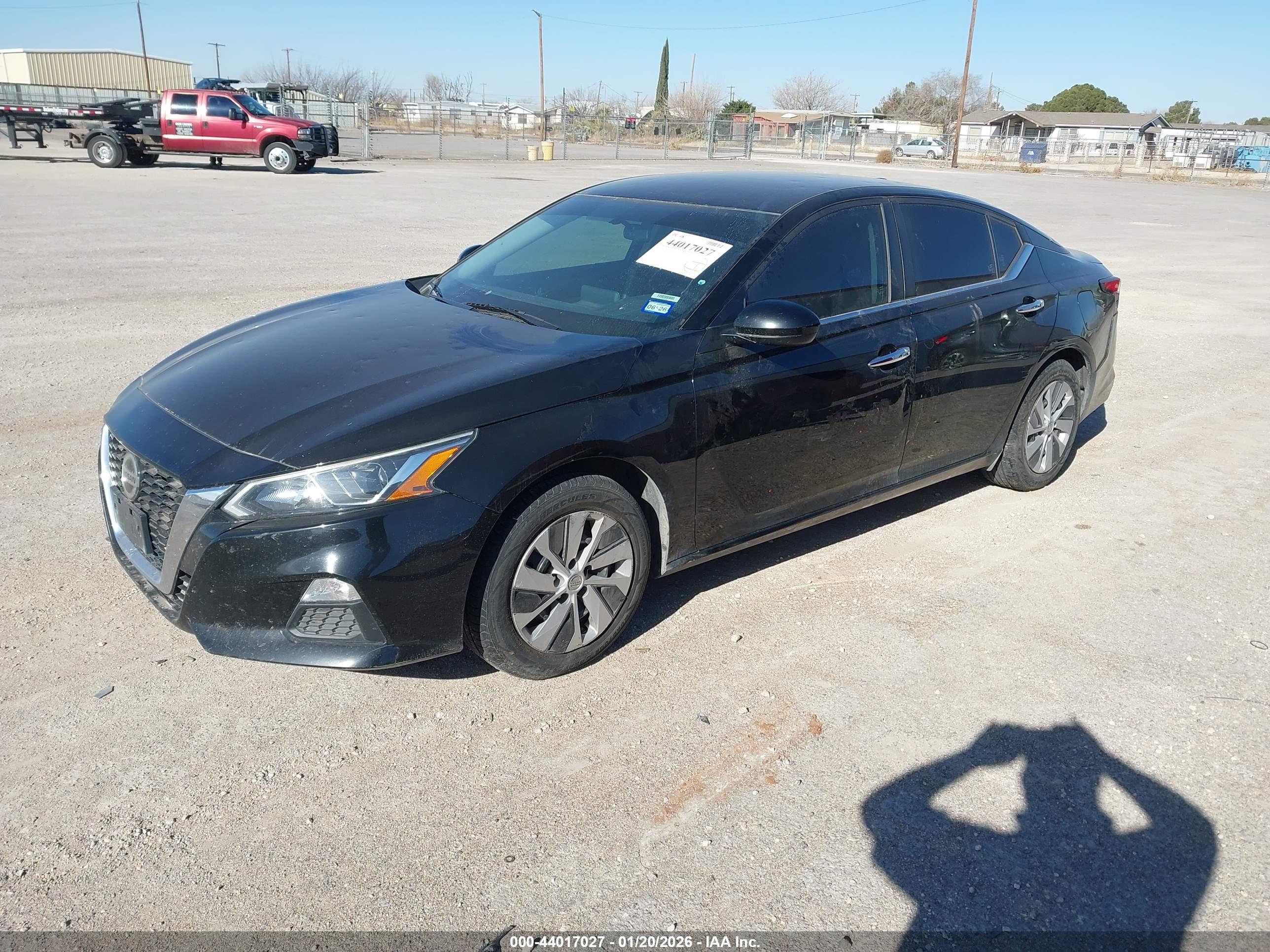 NISSAN ALTIMA image 2