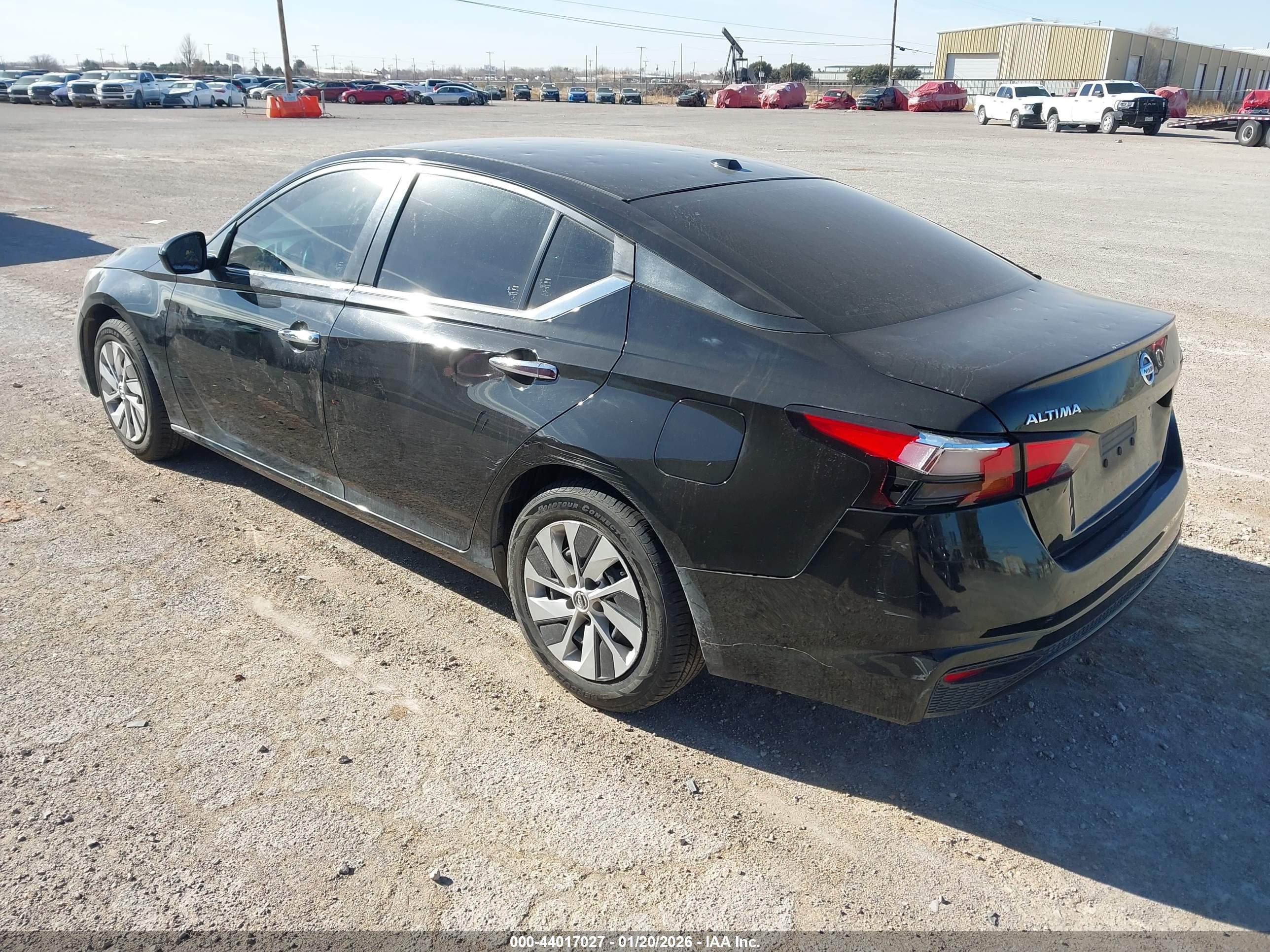 NISSAN ALTIMA image 3