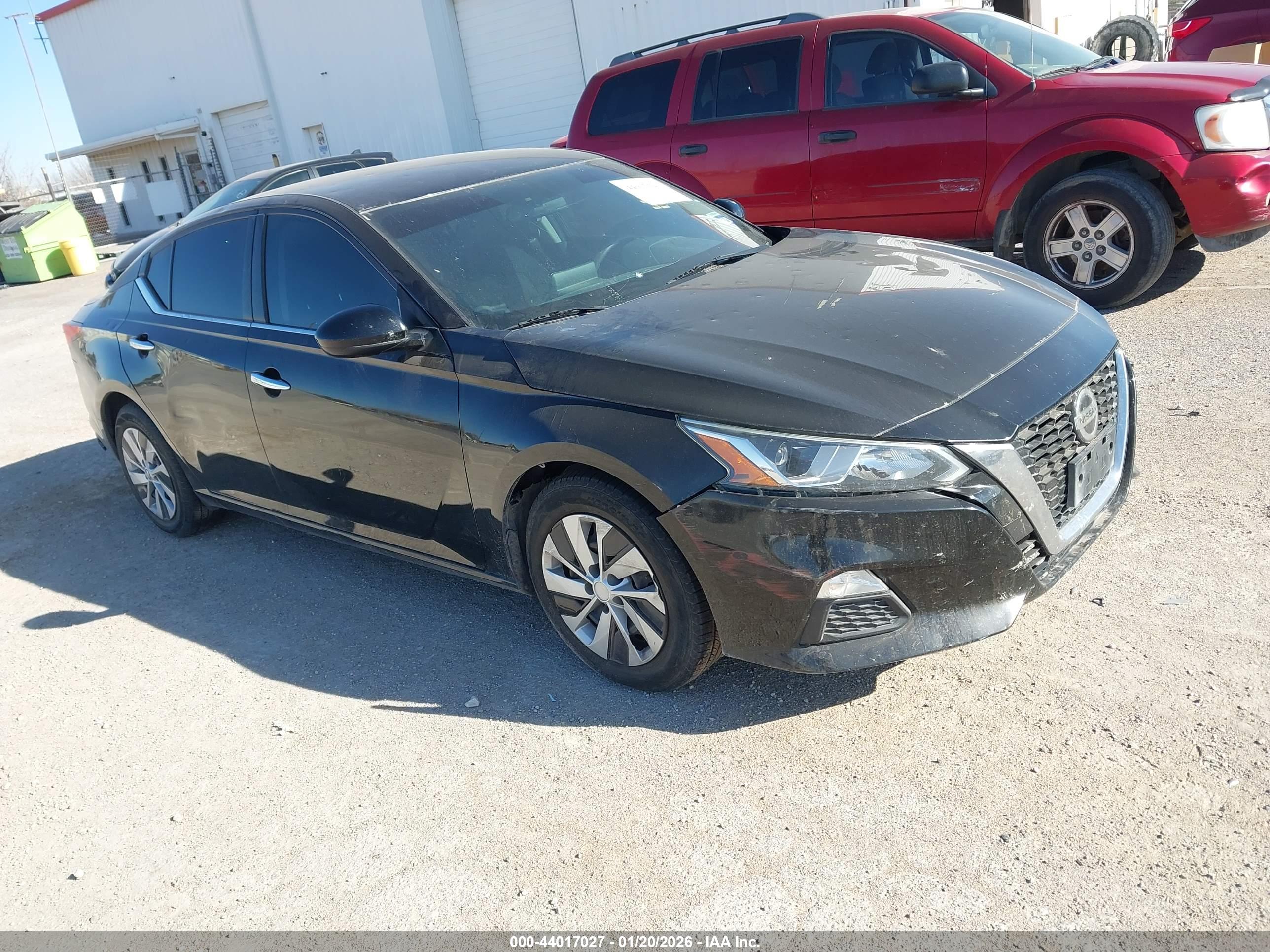 NISSAN ALTIMA image 6