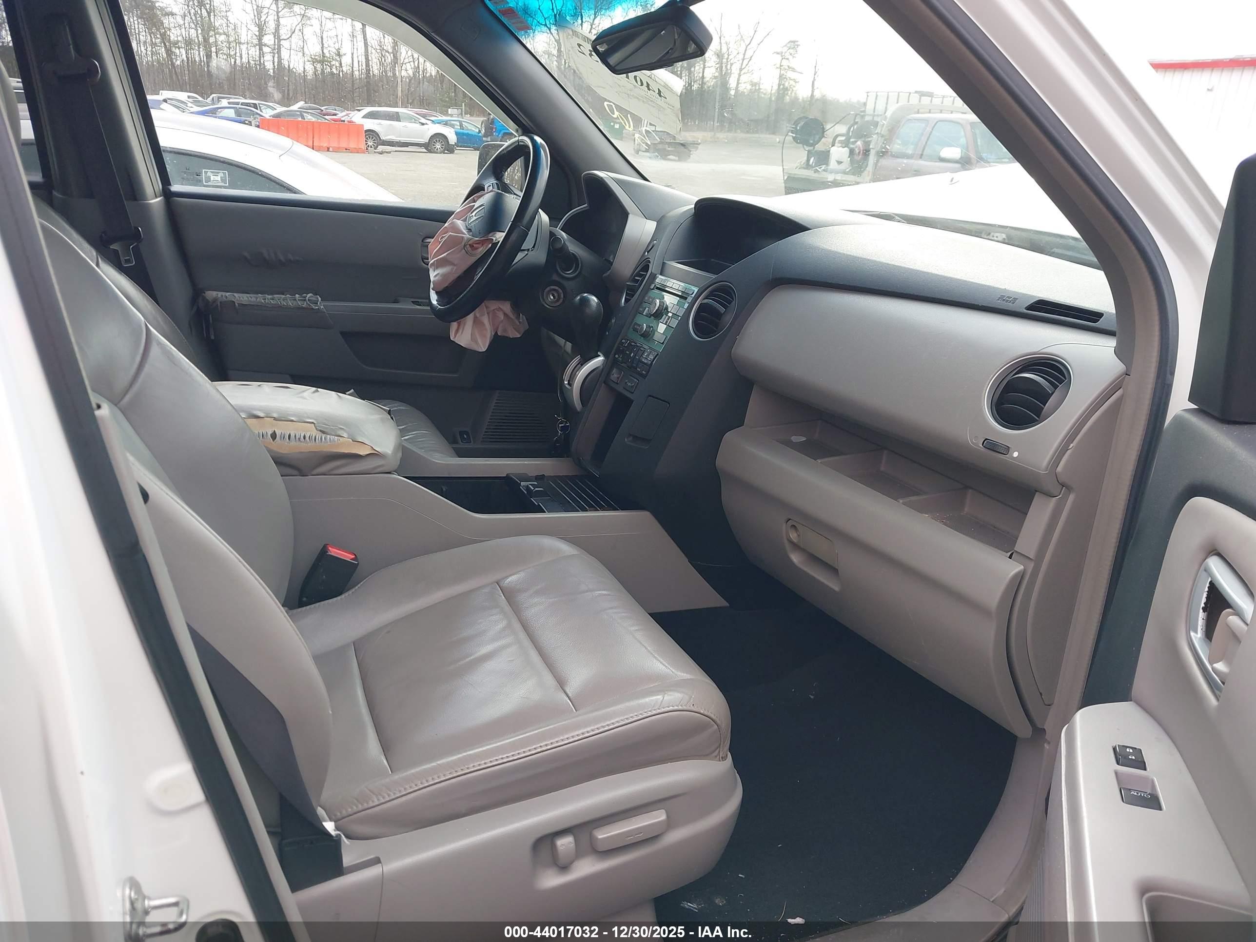 HONDA PILOT image 5