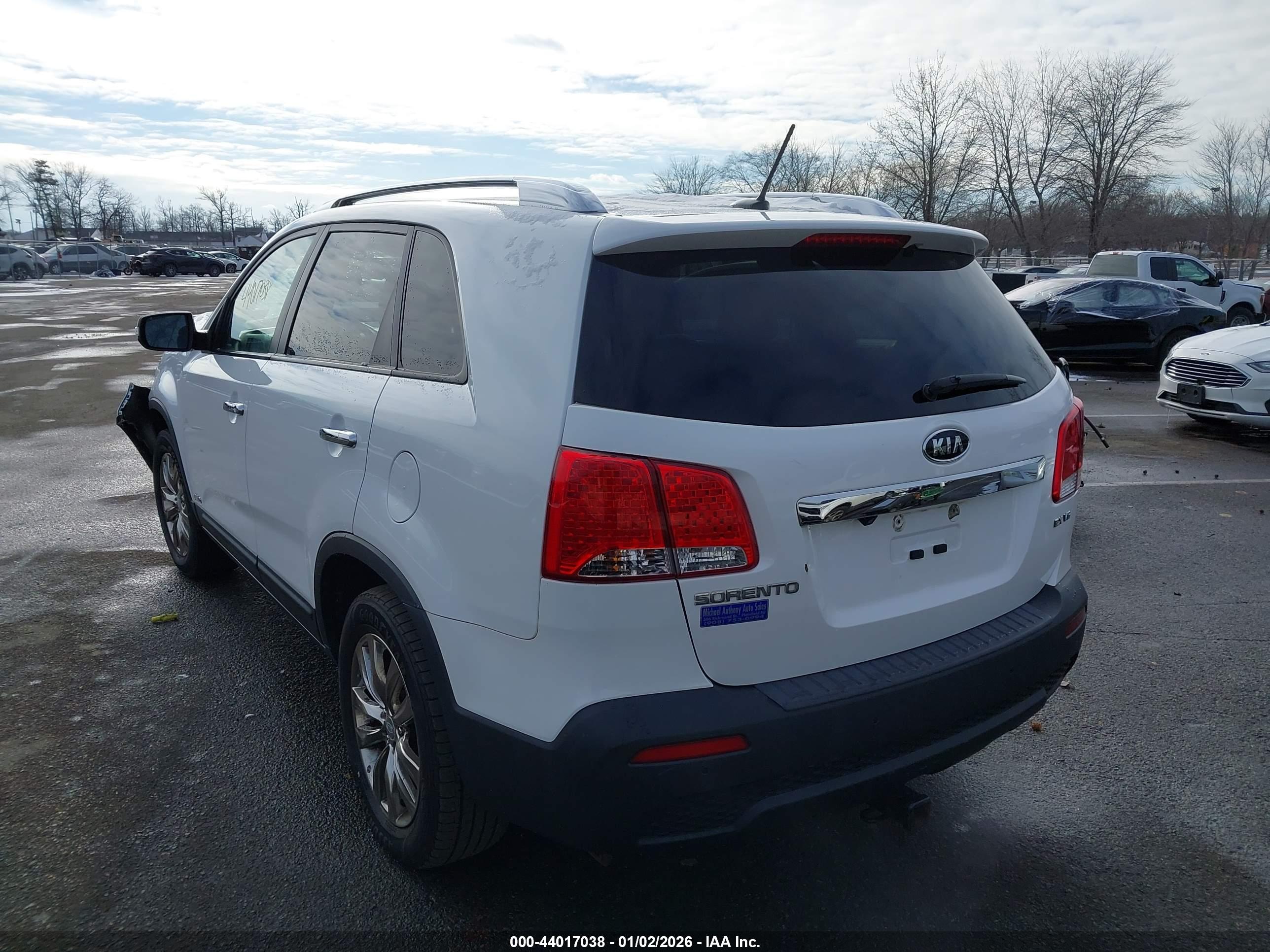 KIA SORENTO image 3