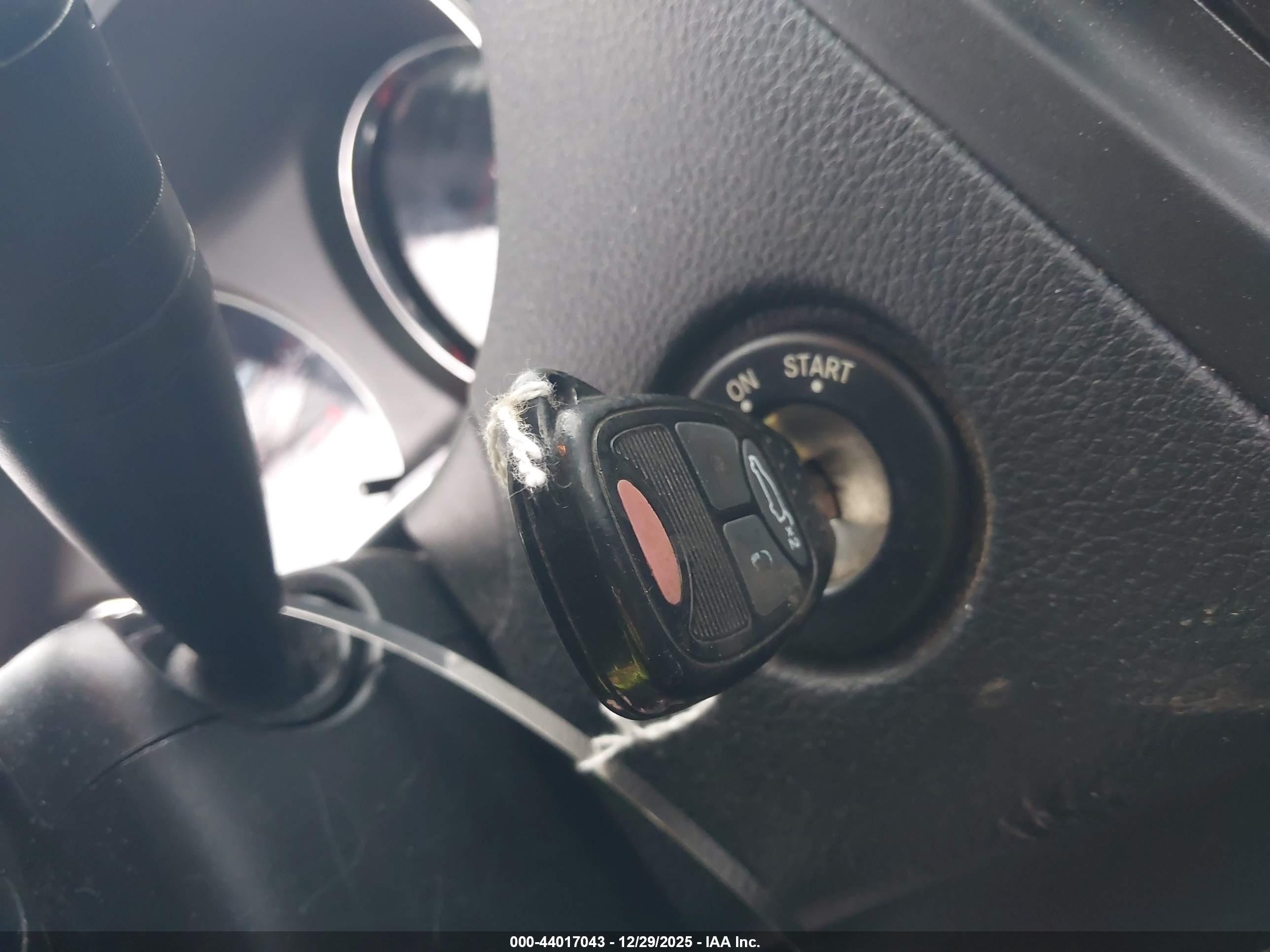 DODGE AVENGER image 11