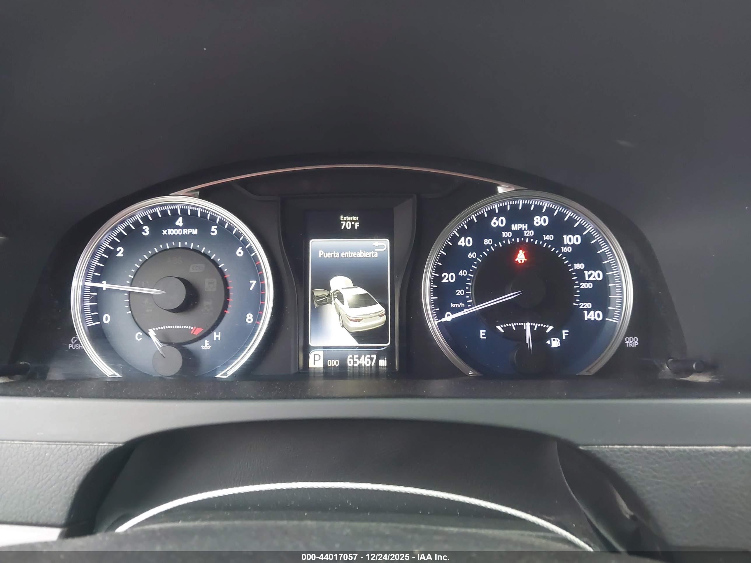 TOYOTA CAMRY image 7
