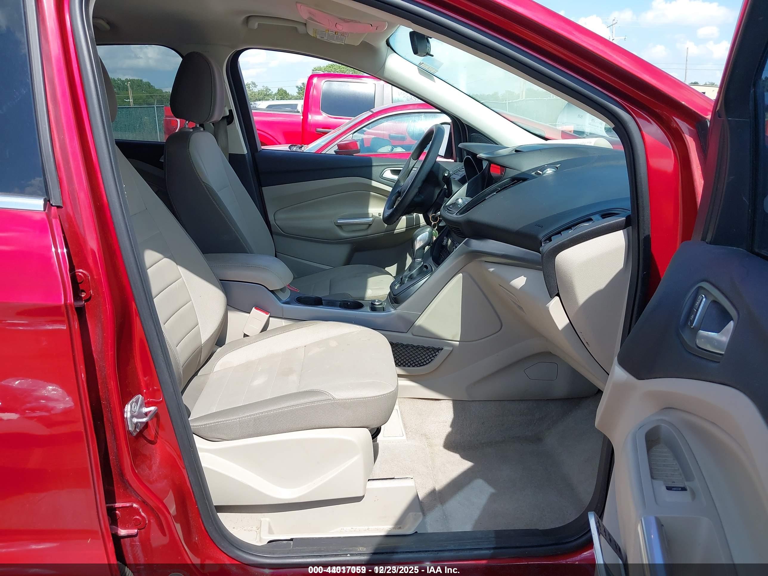FORD ESCAPE image 5