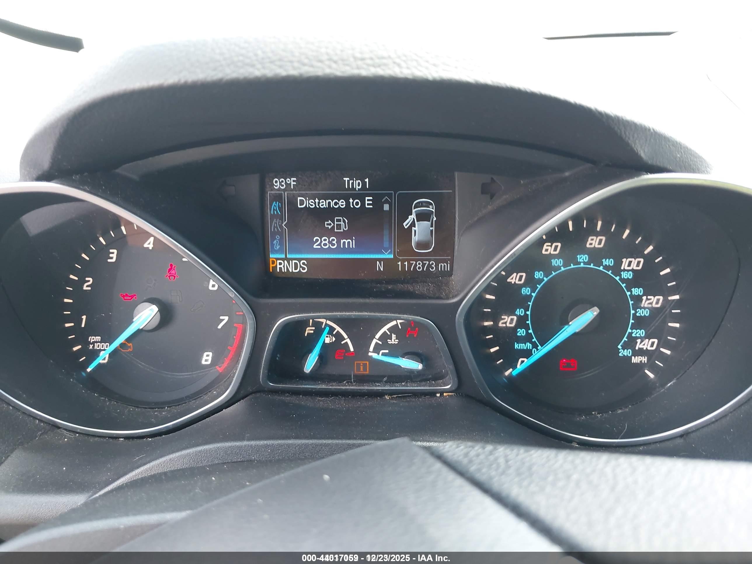 FORD ESCAPE image 7