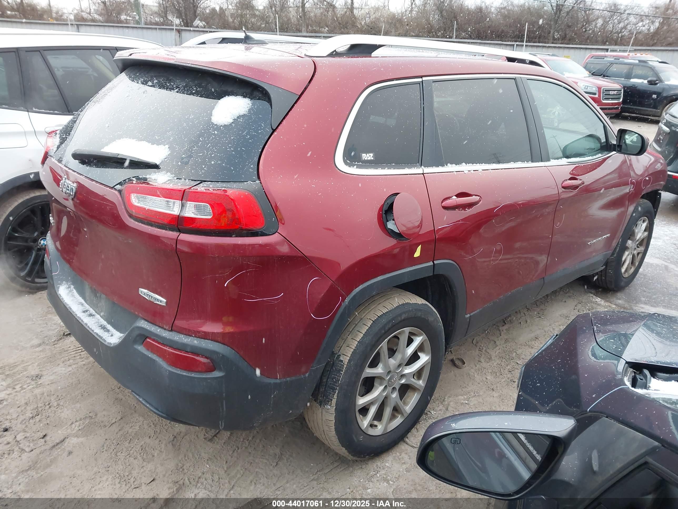 JEEP CHEROKEE image 4