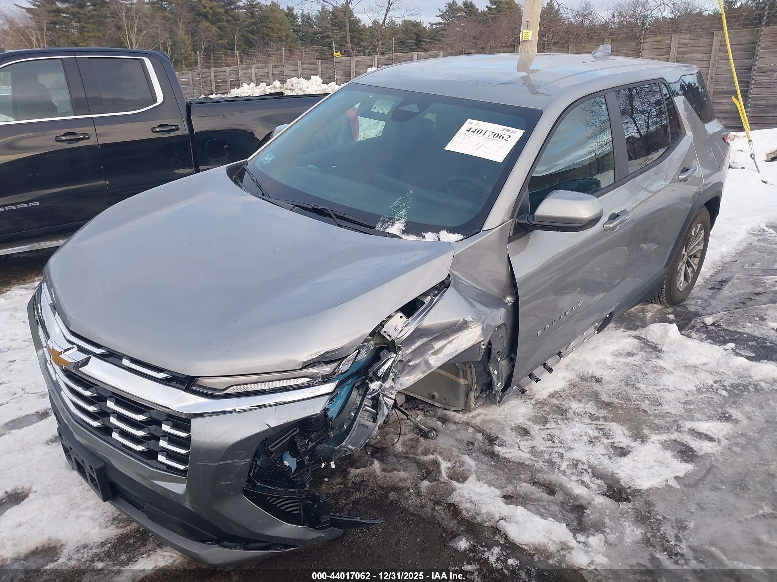 CHEVROLET EQUINOX image 2