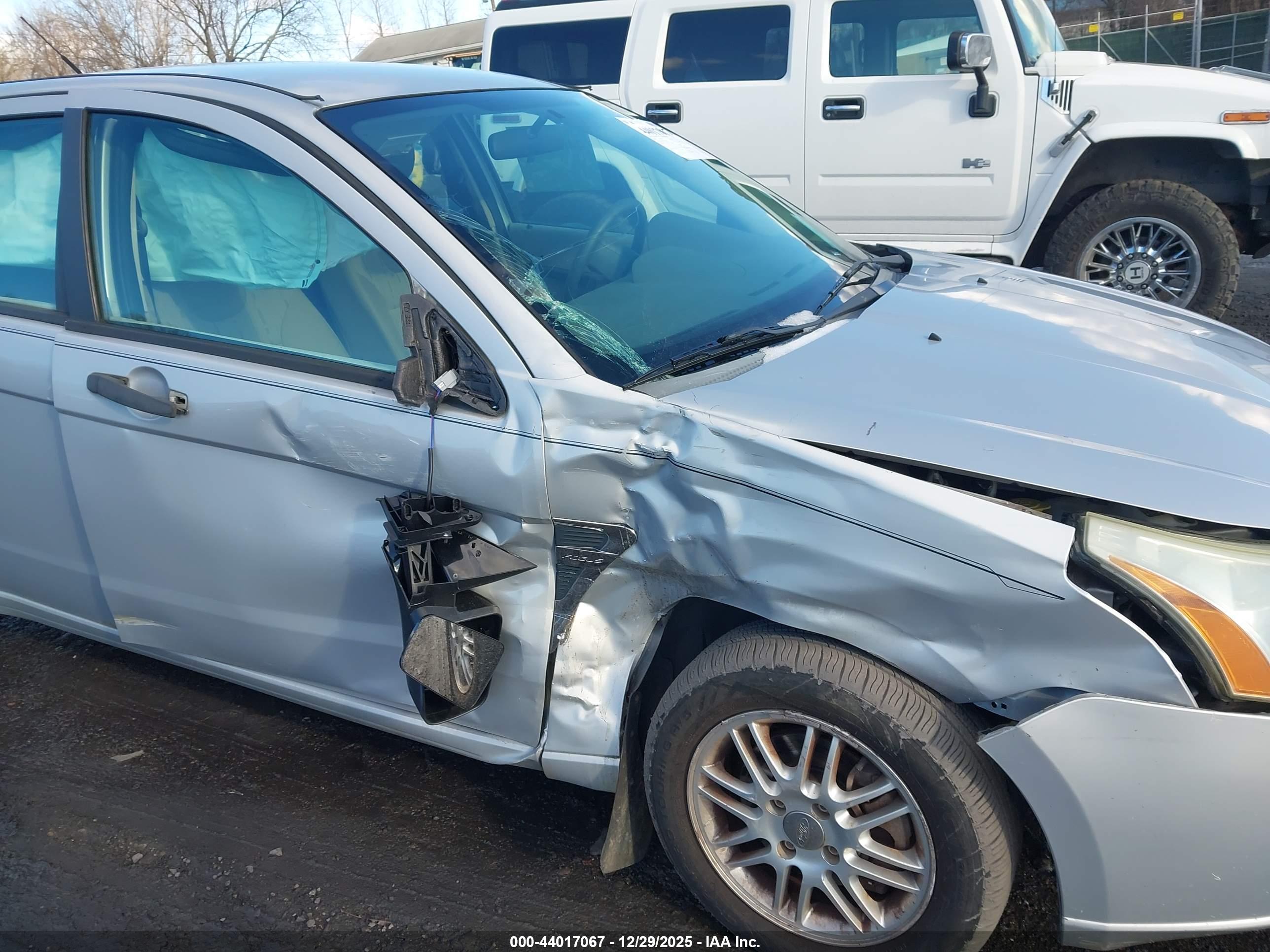FORD FOCUS image 6