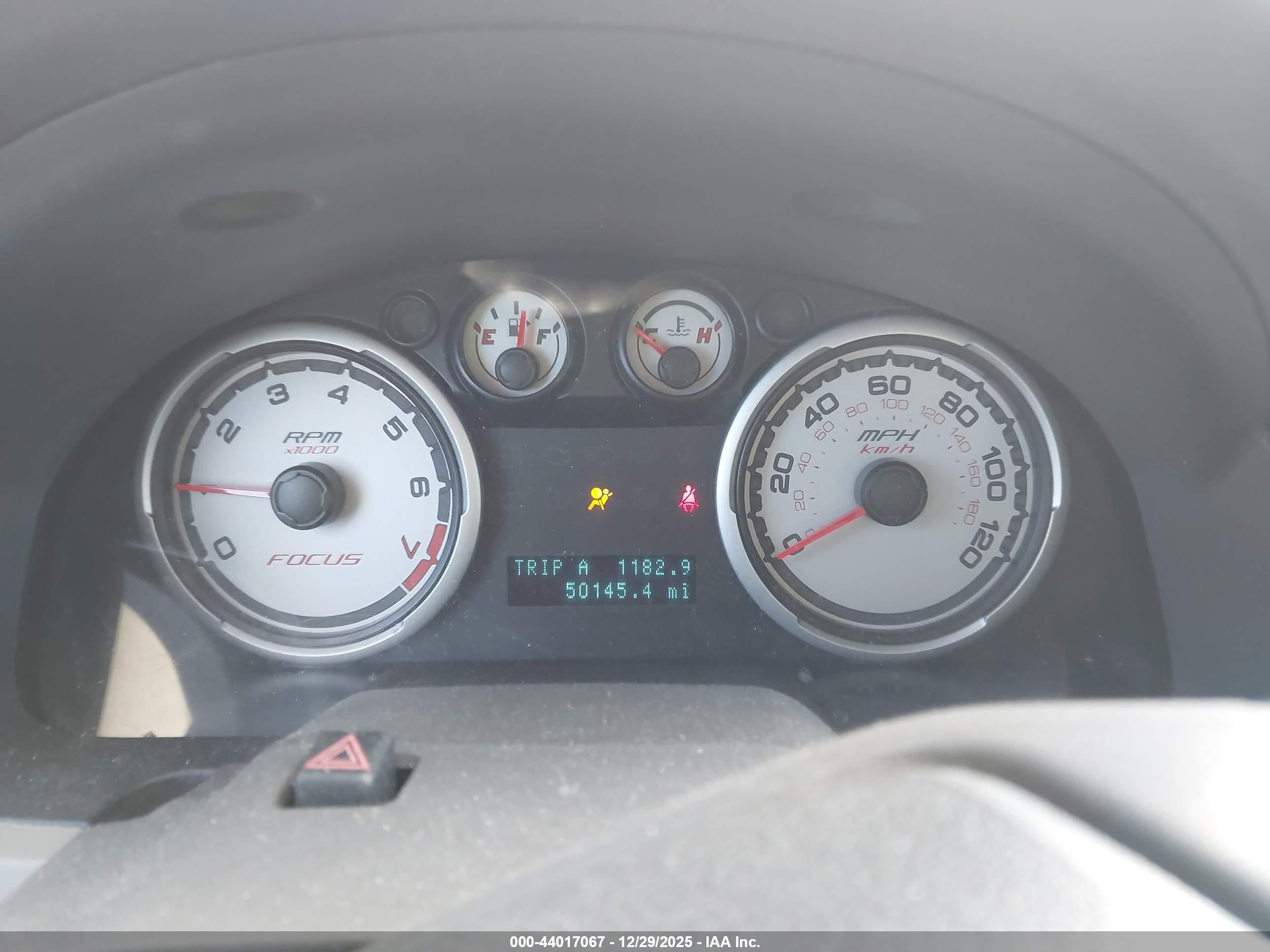 FORD FOCUS image 7