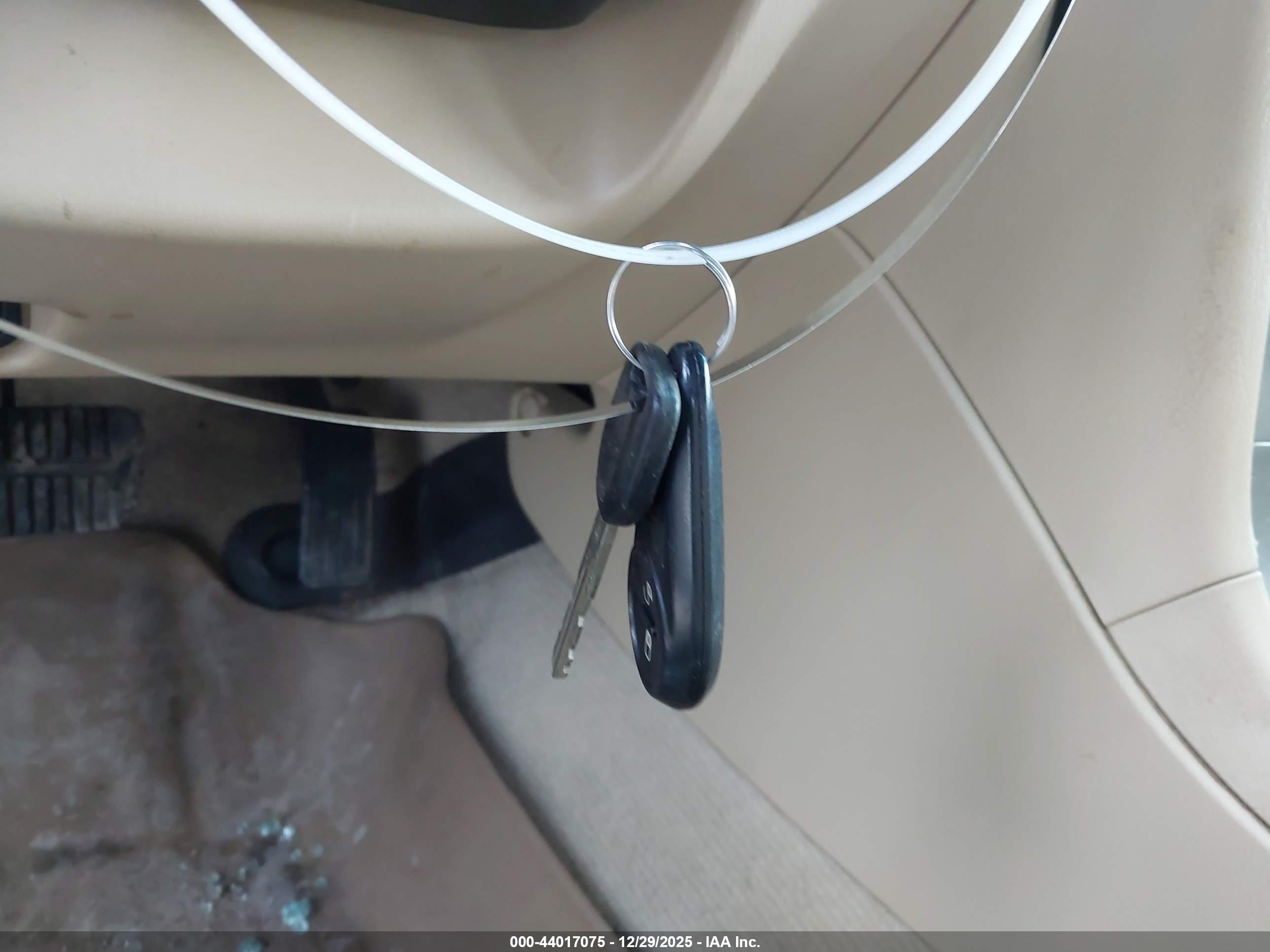 SUBARU FORESTER image 11