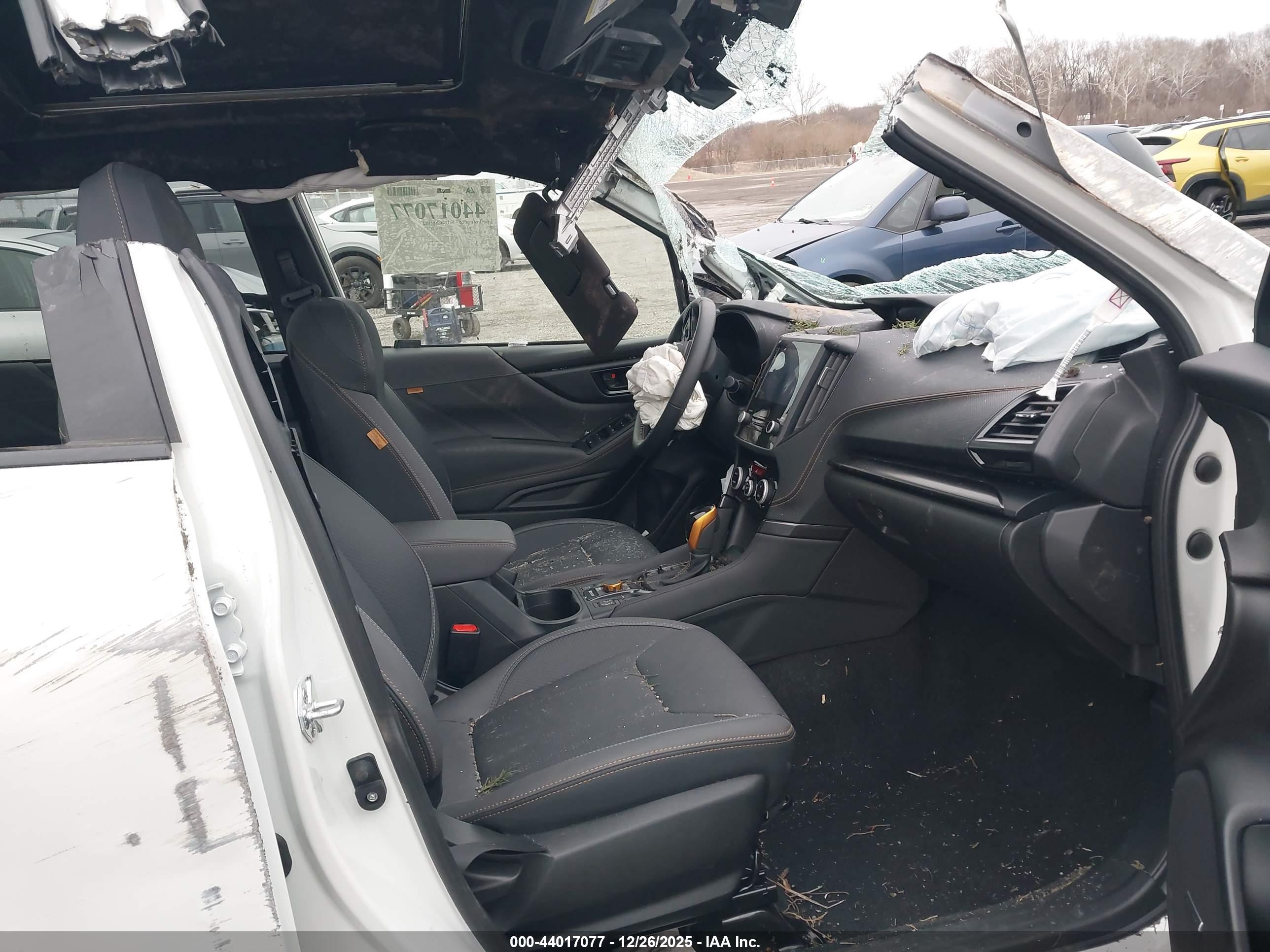 SUBARU FORESTER image 5