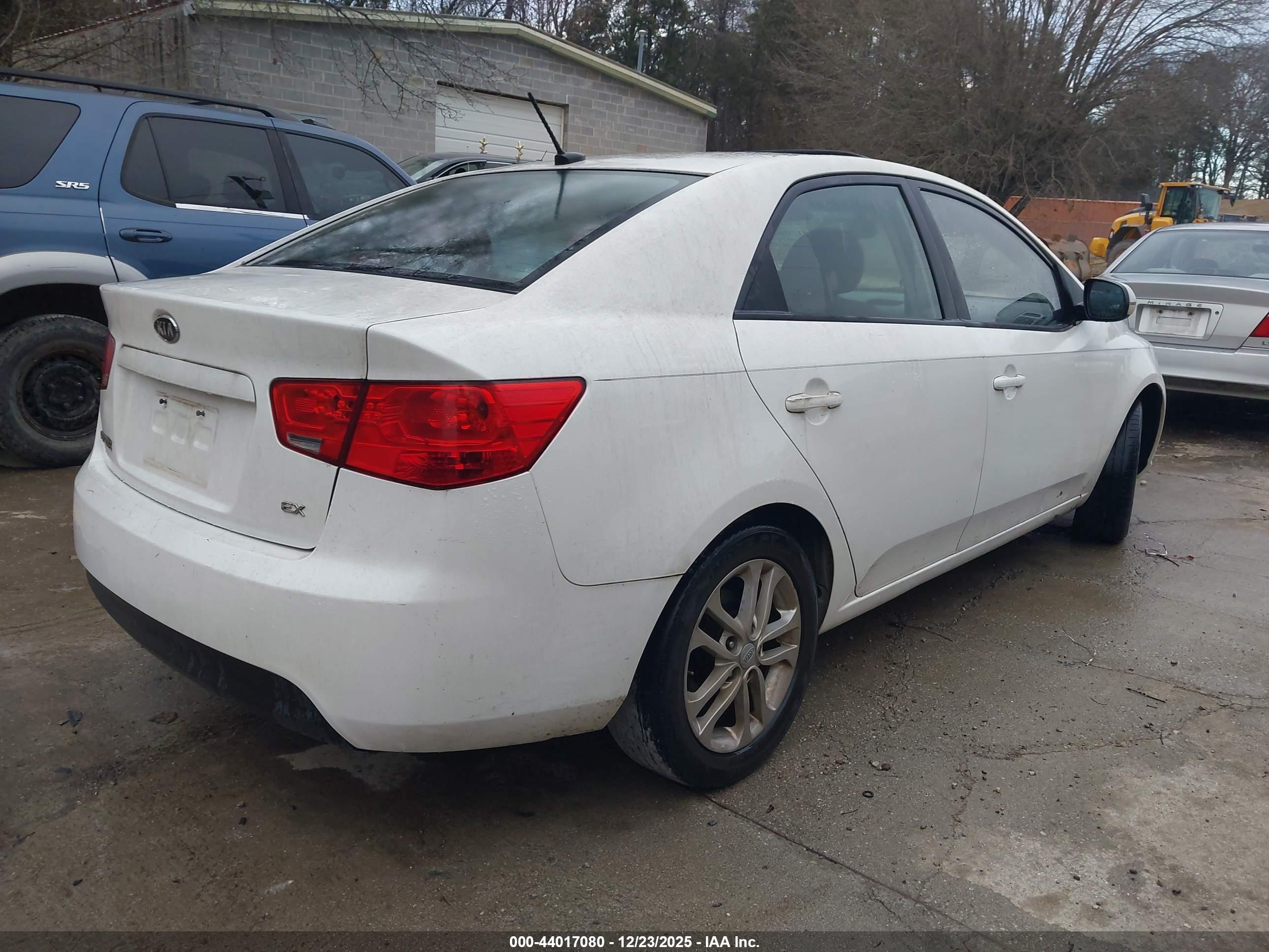 KIA FORTE image 4